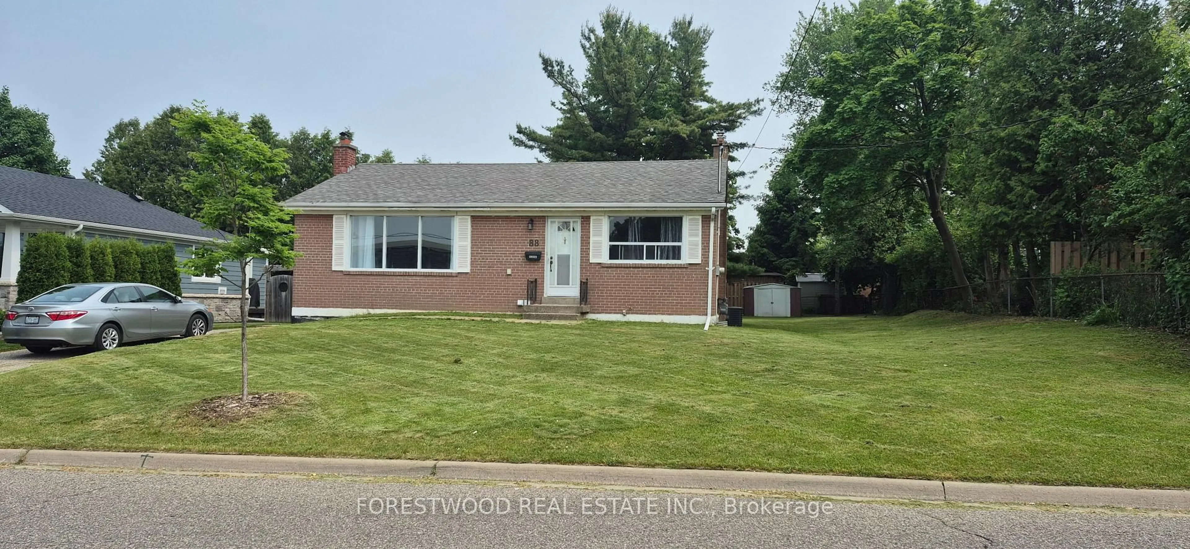 Home with brick exterior material, street for 88 Vista Blvd, Mississauga Ontario L5M 1V7