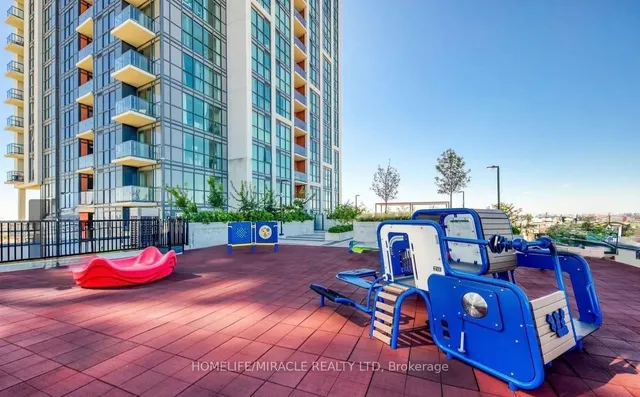 50 Thomas Riley Rd #521, Toronto 3