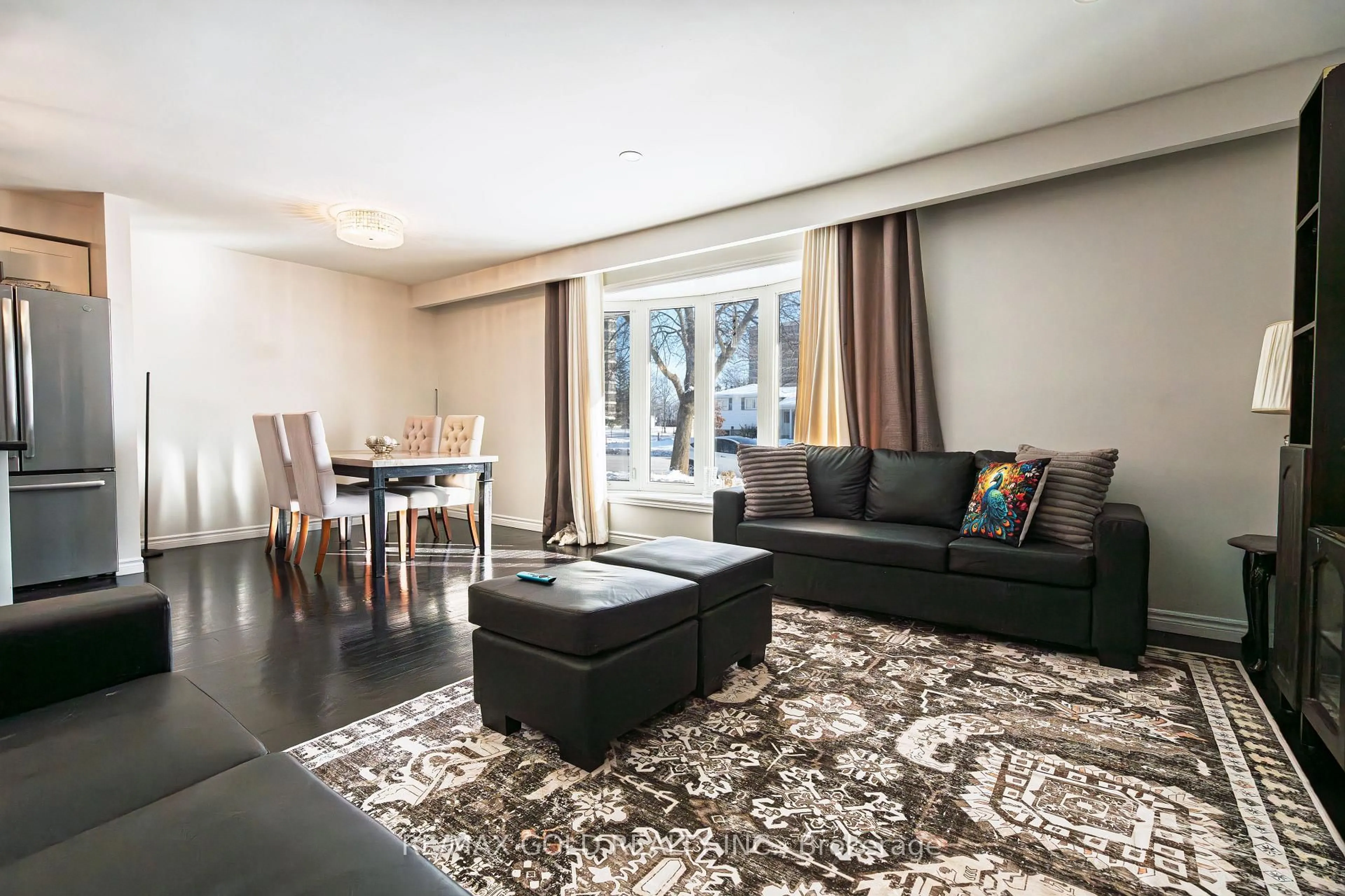 Living room with furniture, unknown for 46 Elgin Dr, Brampton Ontario L6Y 1A8