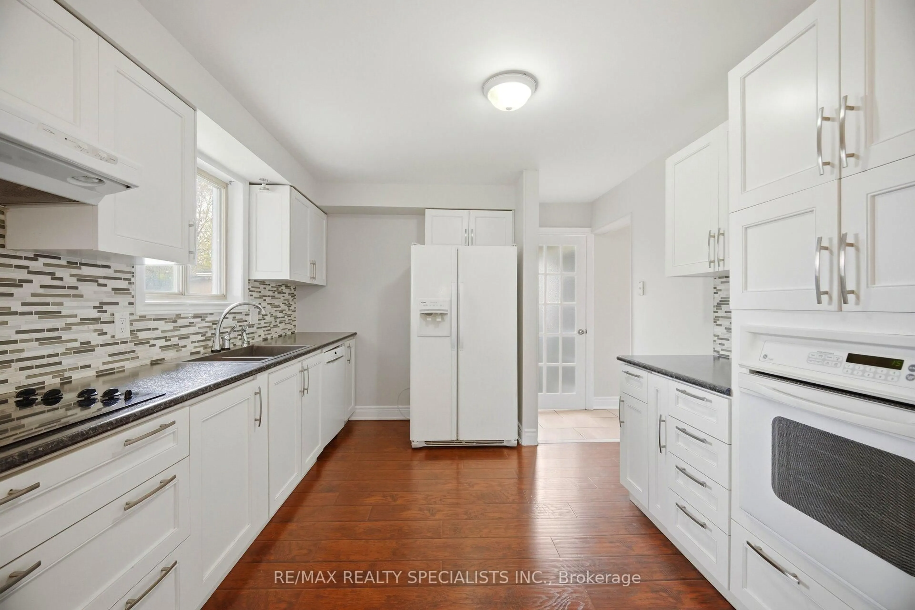Standard kitchen, ceramic/tile floor for 13 Heggie Rd, Brampton Ontario L6V 2K2