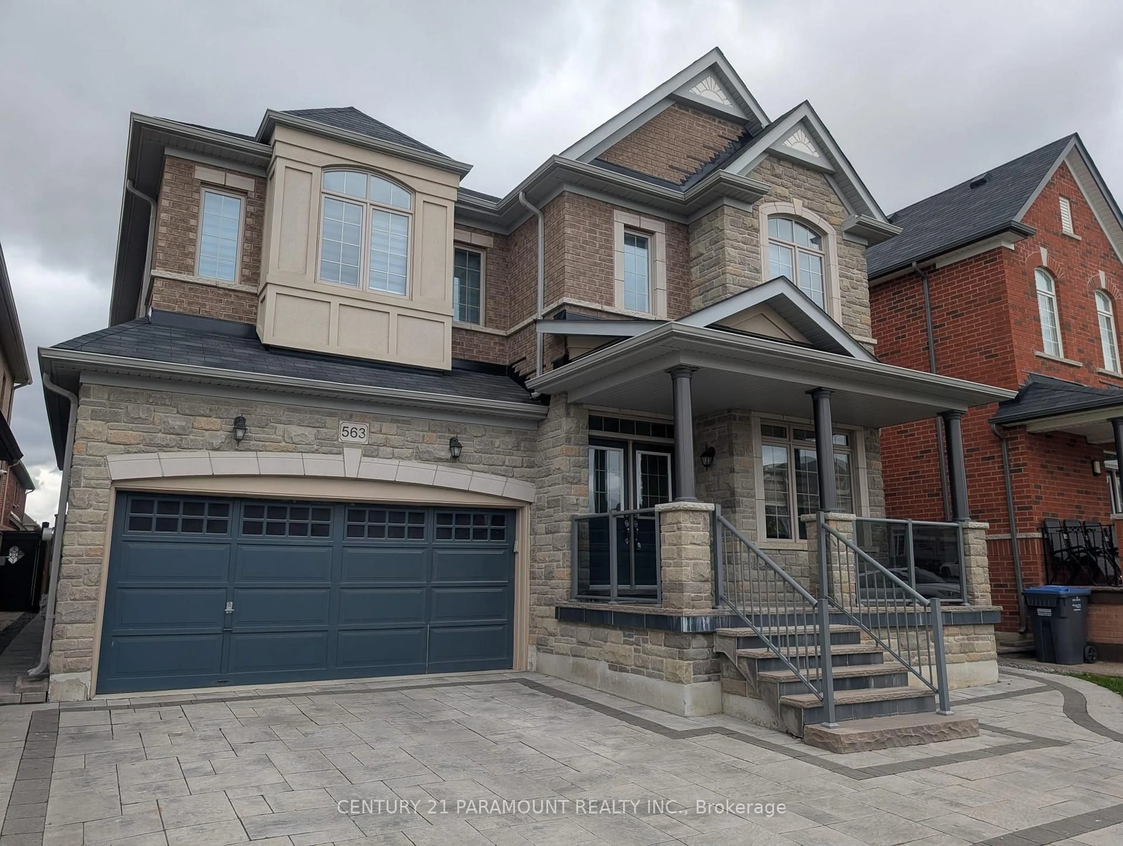 Home with brick exterior material, street for 563 Dougall Ave, Caledon Ontario L7C 3Z4