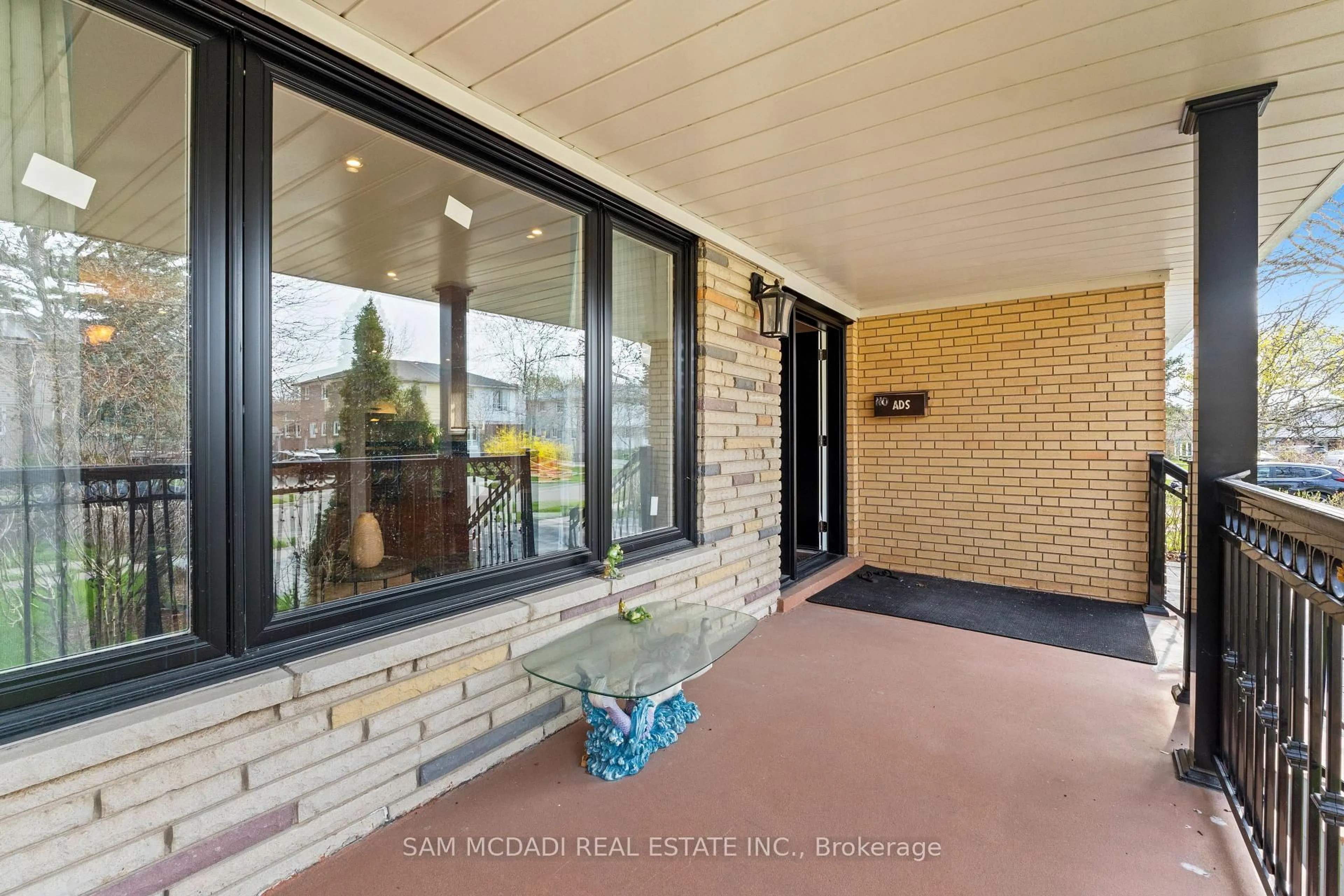 Unknown for 1214 Conyers Cres, Mississauga Ontario L5C 1K1