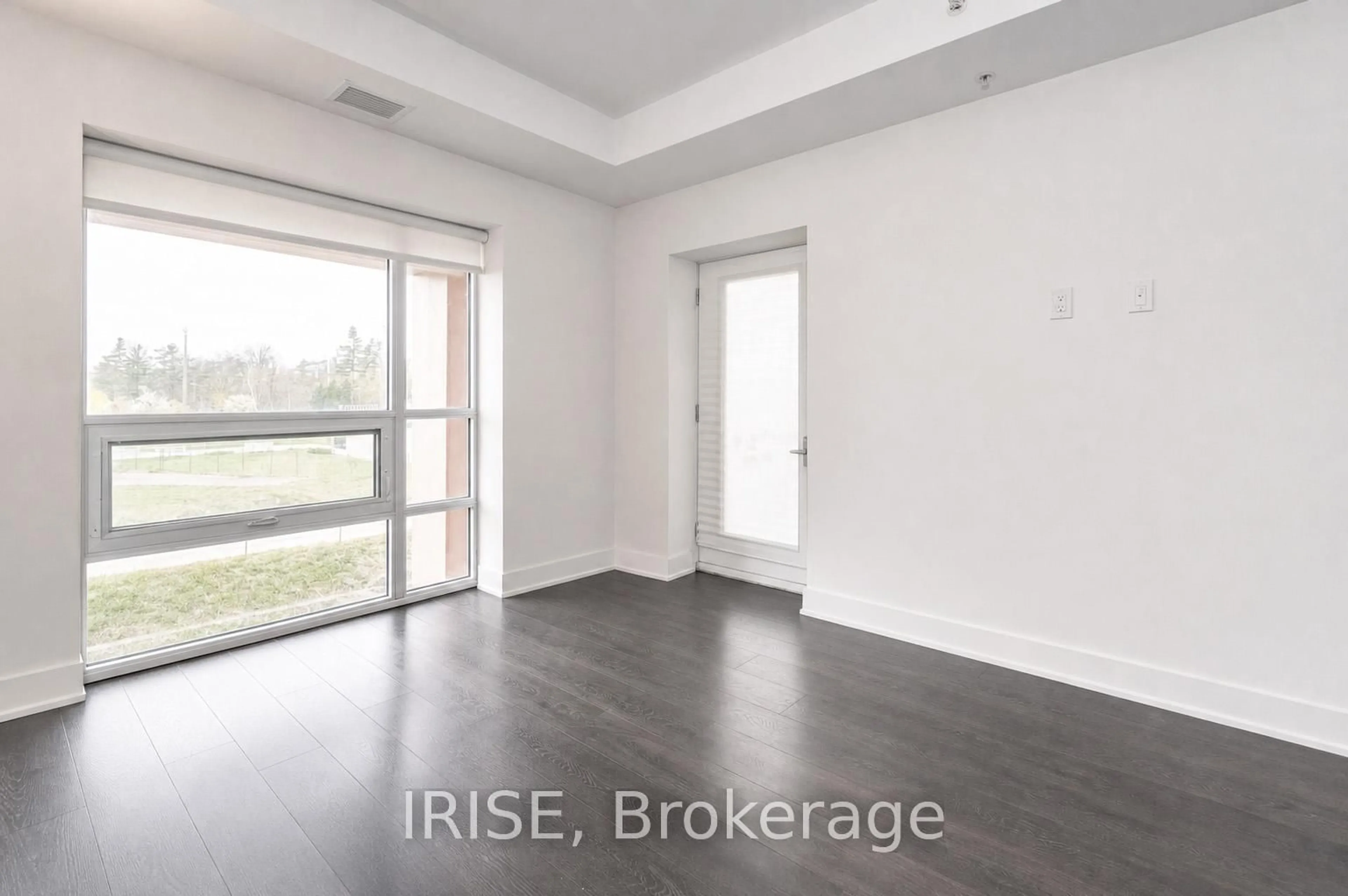 A pic of a room for 4040 Upper Middle Rd #319, Burlington Ontario L7M 0H2