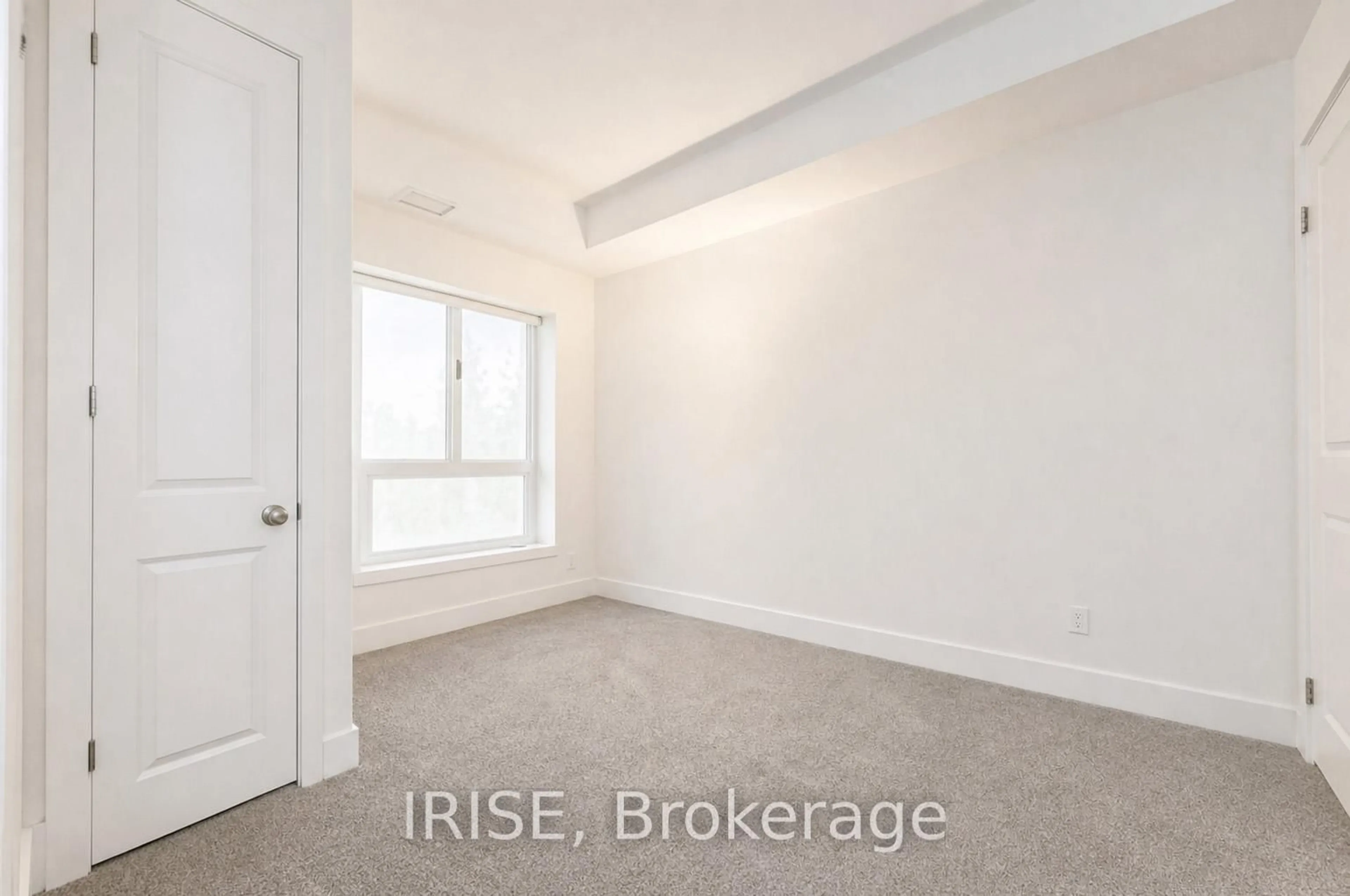 A pic of a room for 4040 Upper Middle Rd #319, Burlington Ontario L7M 0H2
