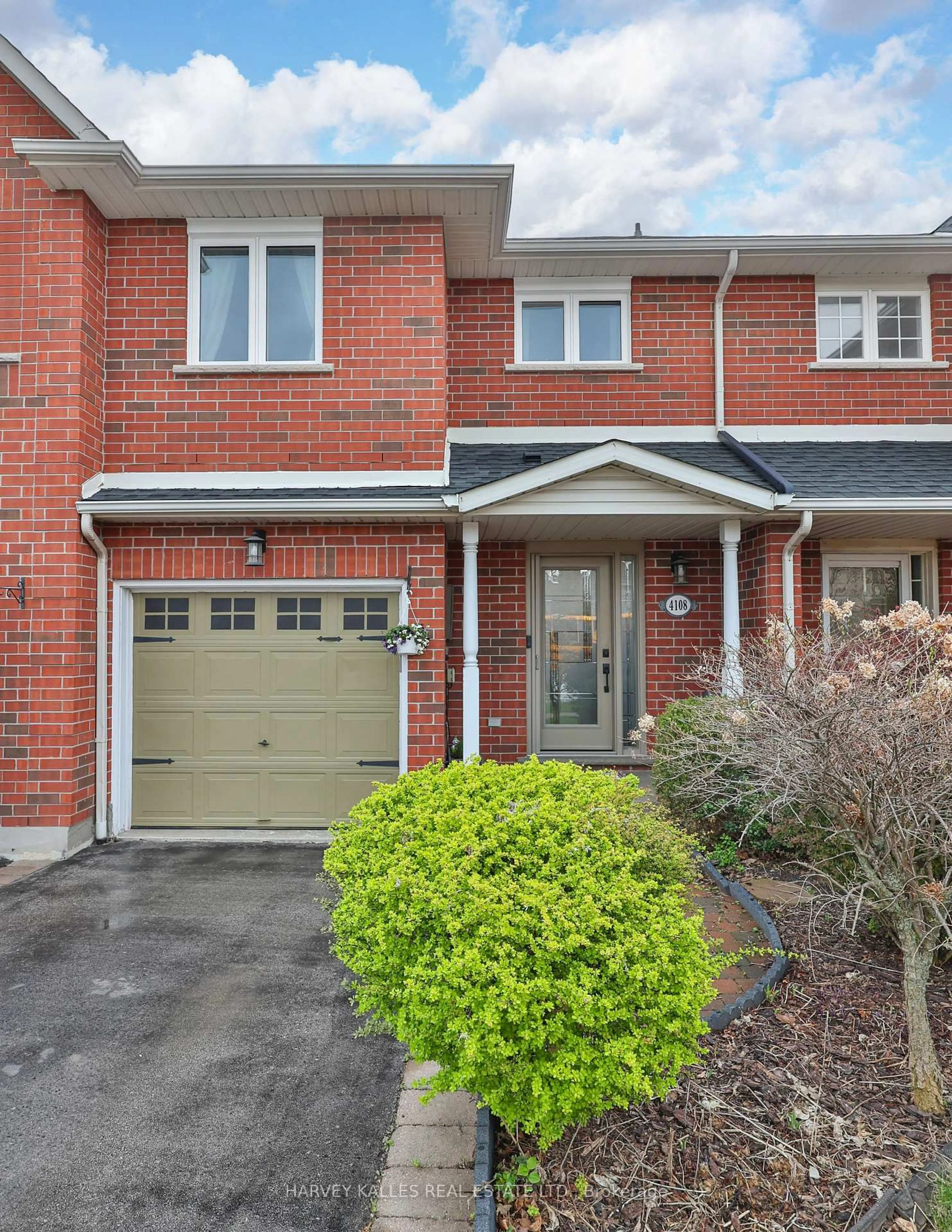 Home with brick exterior material, street for 4108 Kryzan Dr, Burlington Ontario L7M 4Z5