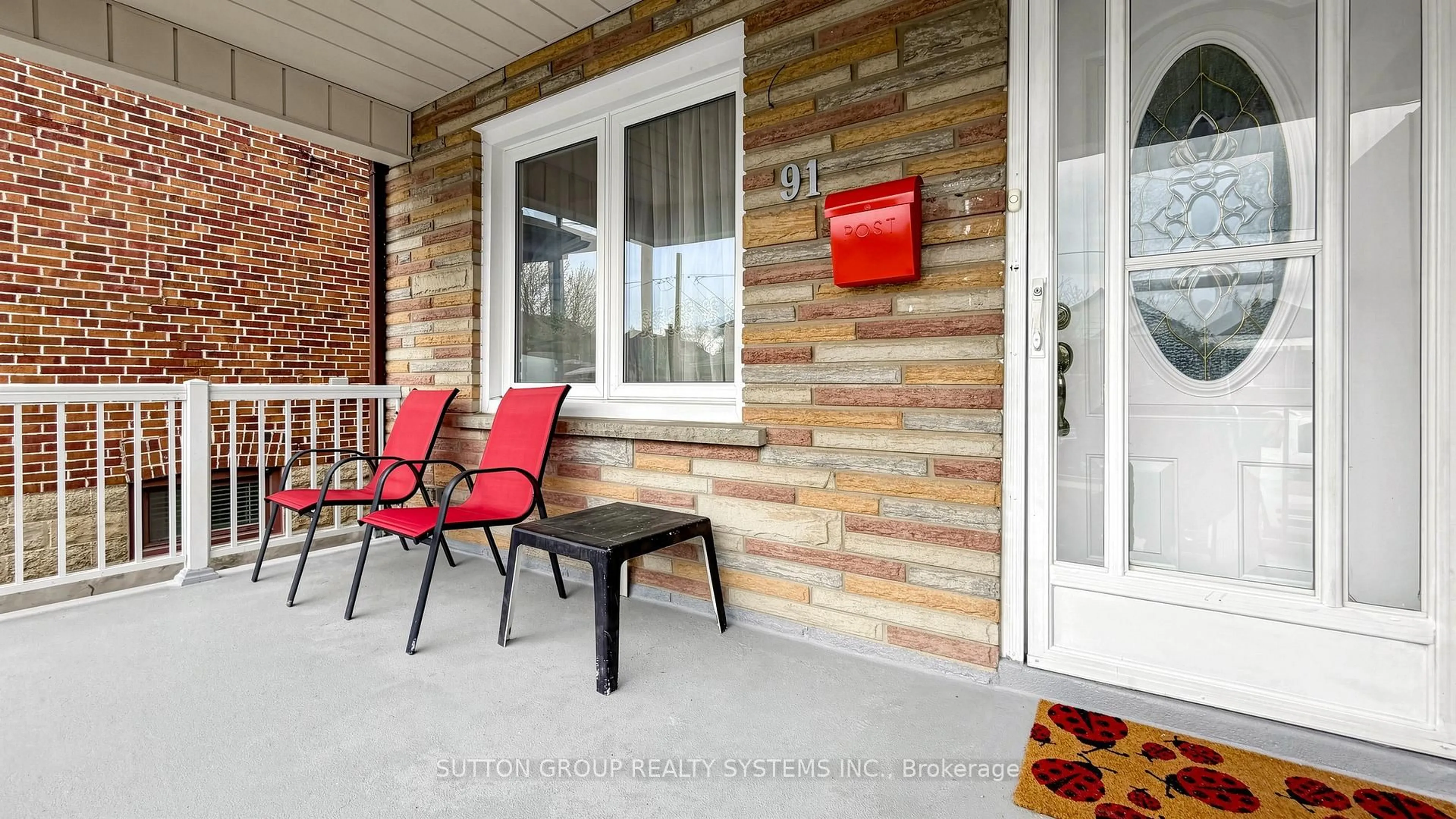 Patio, street for 91 Kirknewton Rd, Toronto Ontario M6E 3X9