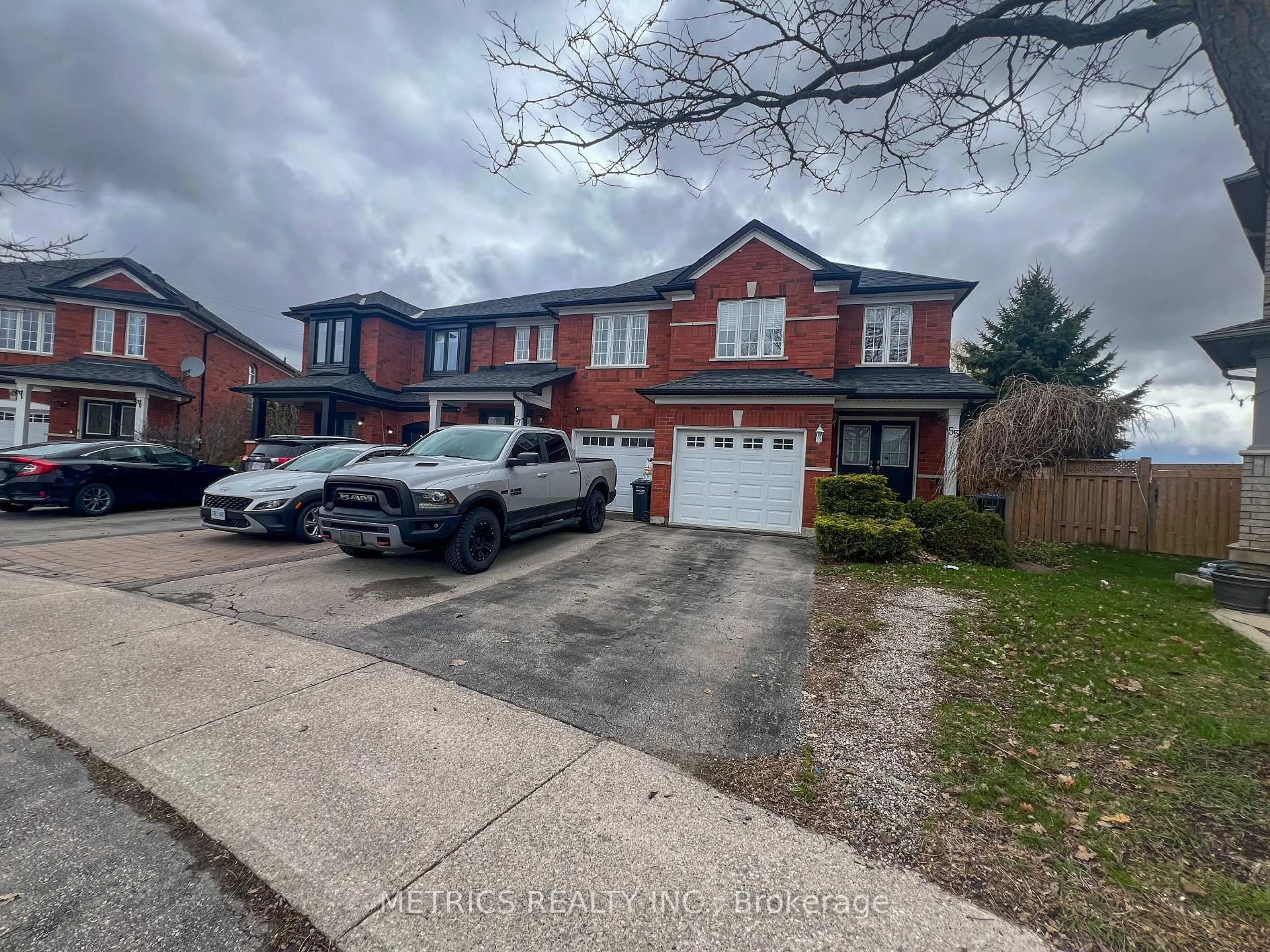 A pic from outside/outdoor area/front of a property/back of a property/a pic from drone, street for 55 Frank Johnston Rd, Caledon Ontario L7E 2L6