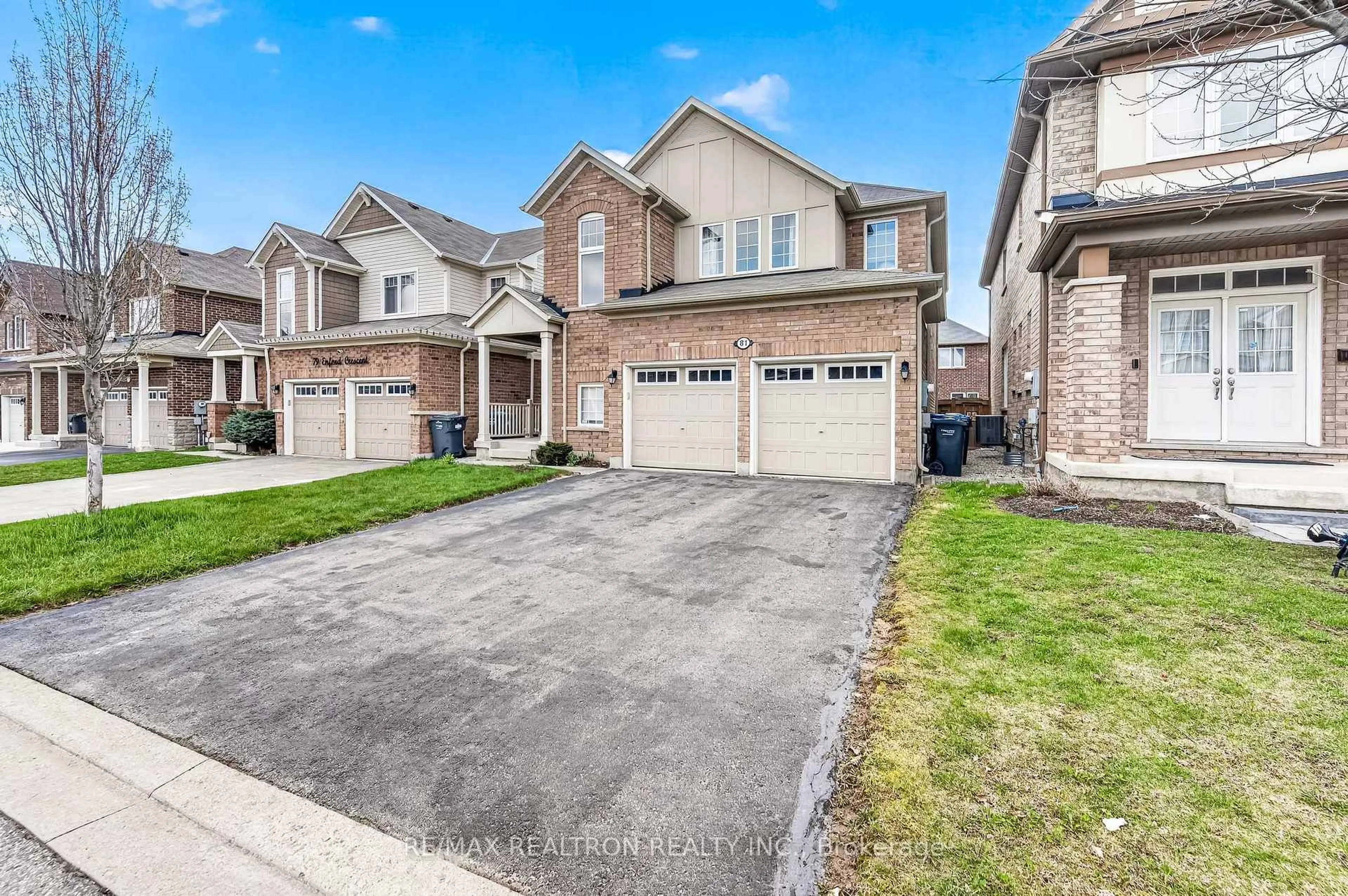 Home with brick exterior material, street for 81 Enford Cres, Brampton Ontario L7A 4C8