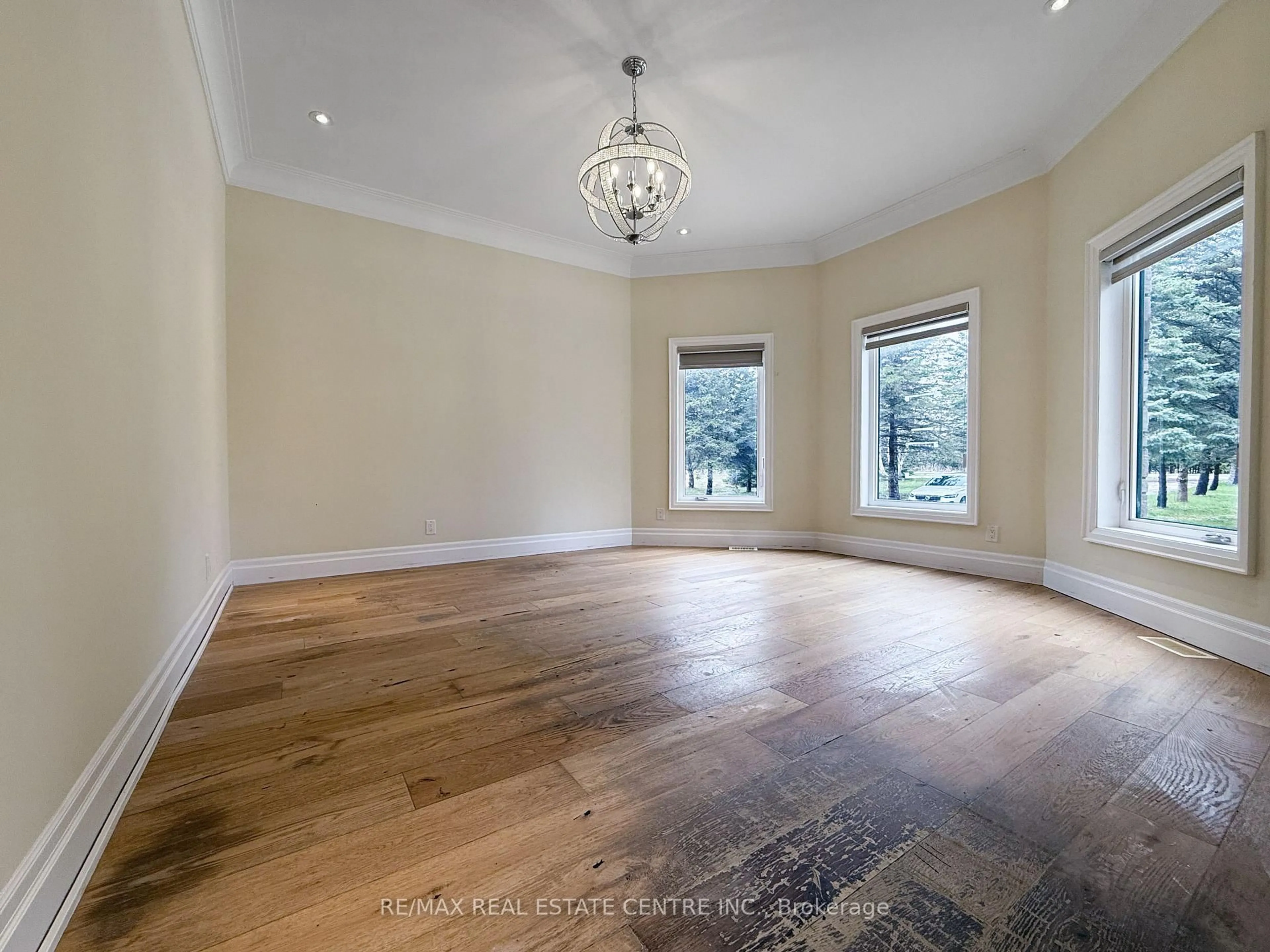 A pic of a room for 20174 Kennedy Rd, Caledon Ontario L7K 1Y3