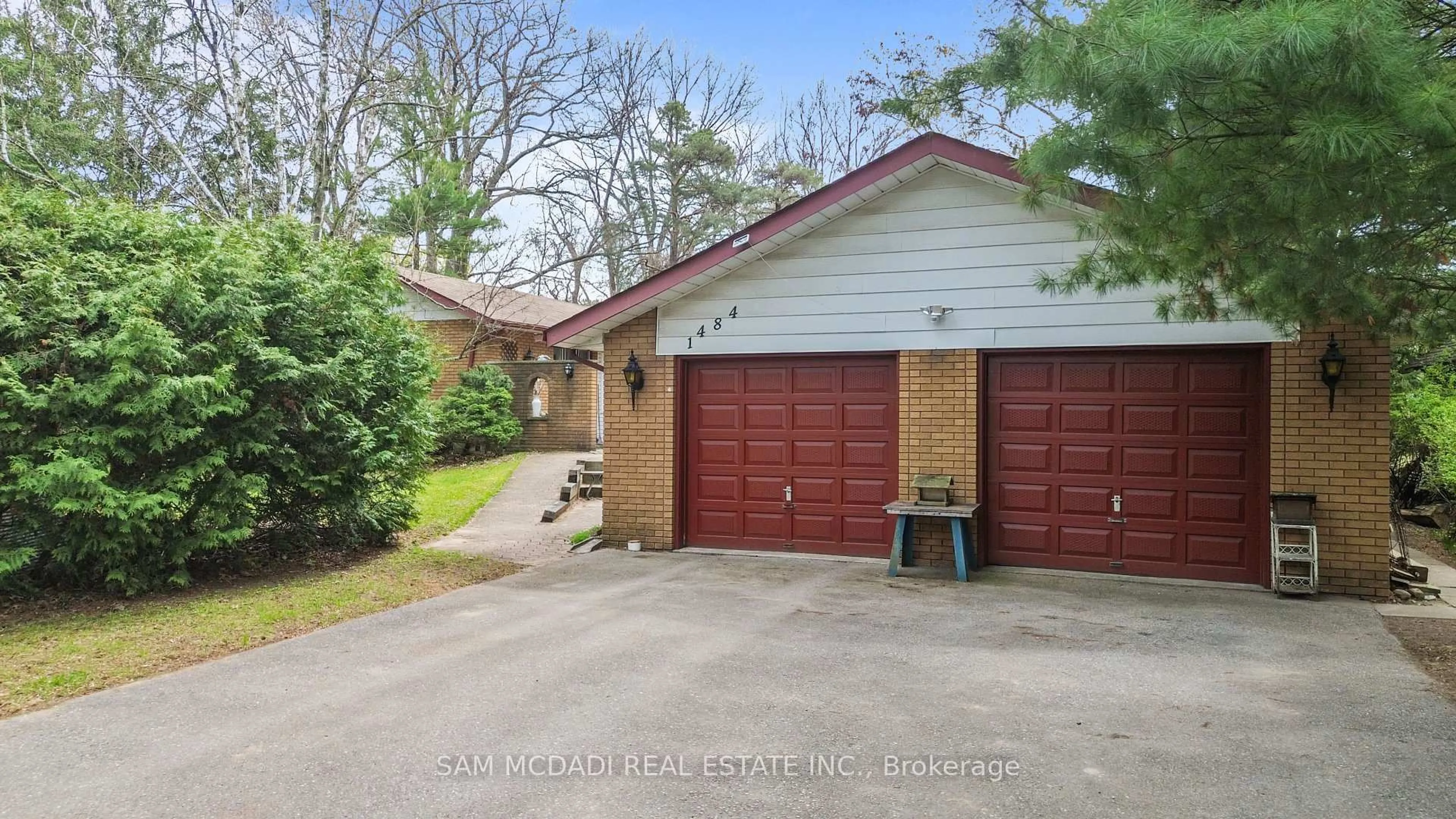 Unknown for 1484 Indian Rd, Mississauga Ontario L5H 1S7