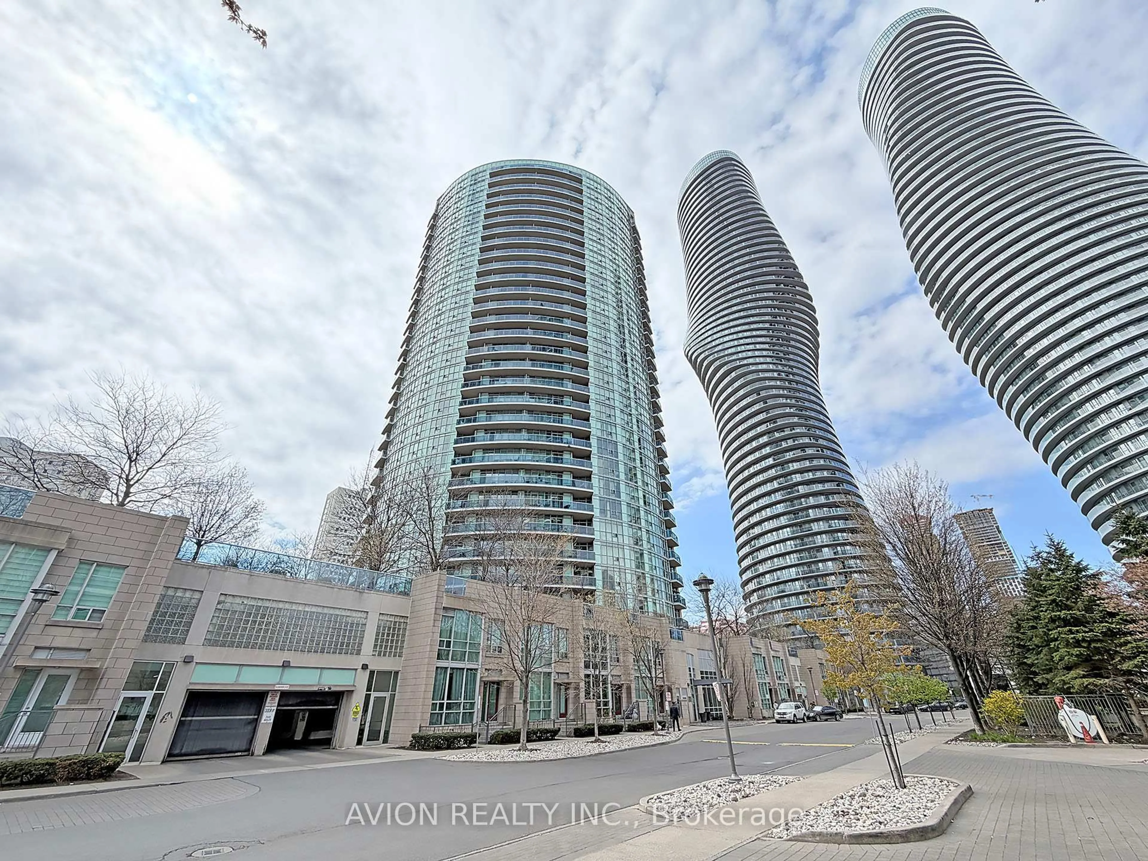 Indoor foyer for 70 Absolute Ave #2905, Mississauga Ontario L4Z 0A4