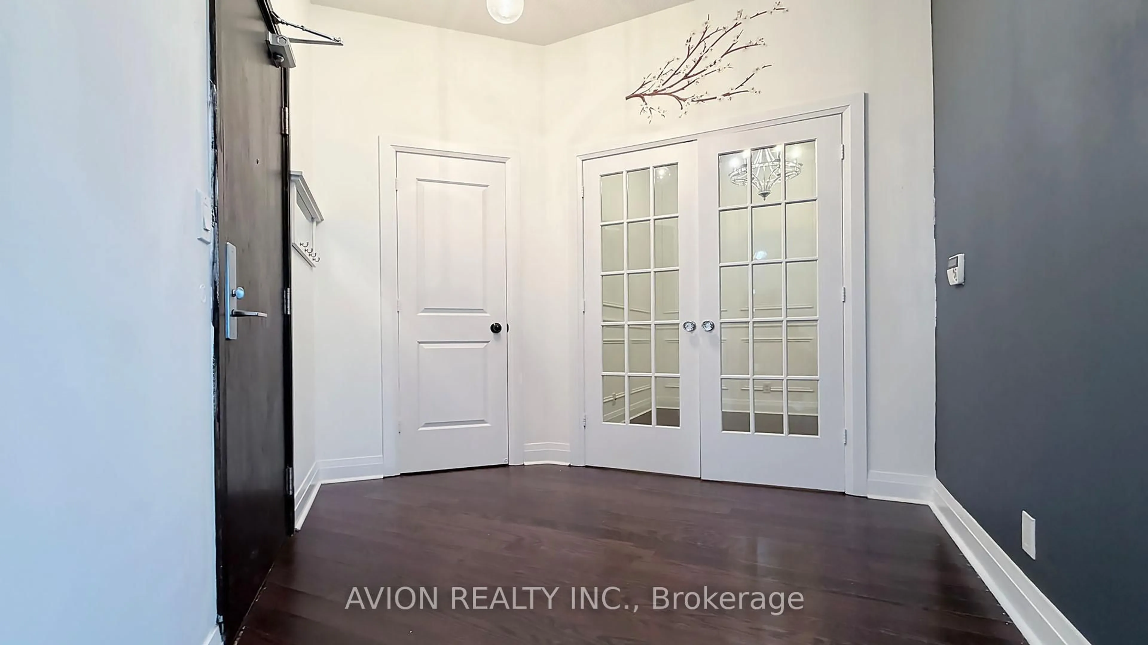 Indoor entryway for 70 Absolute Ave #2905, Mississauga Ontario L4Z 0A4