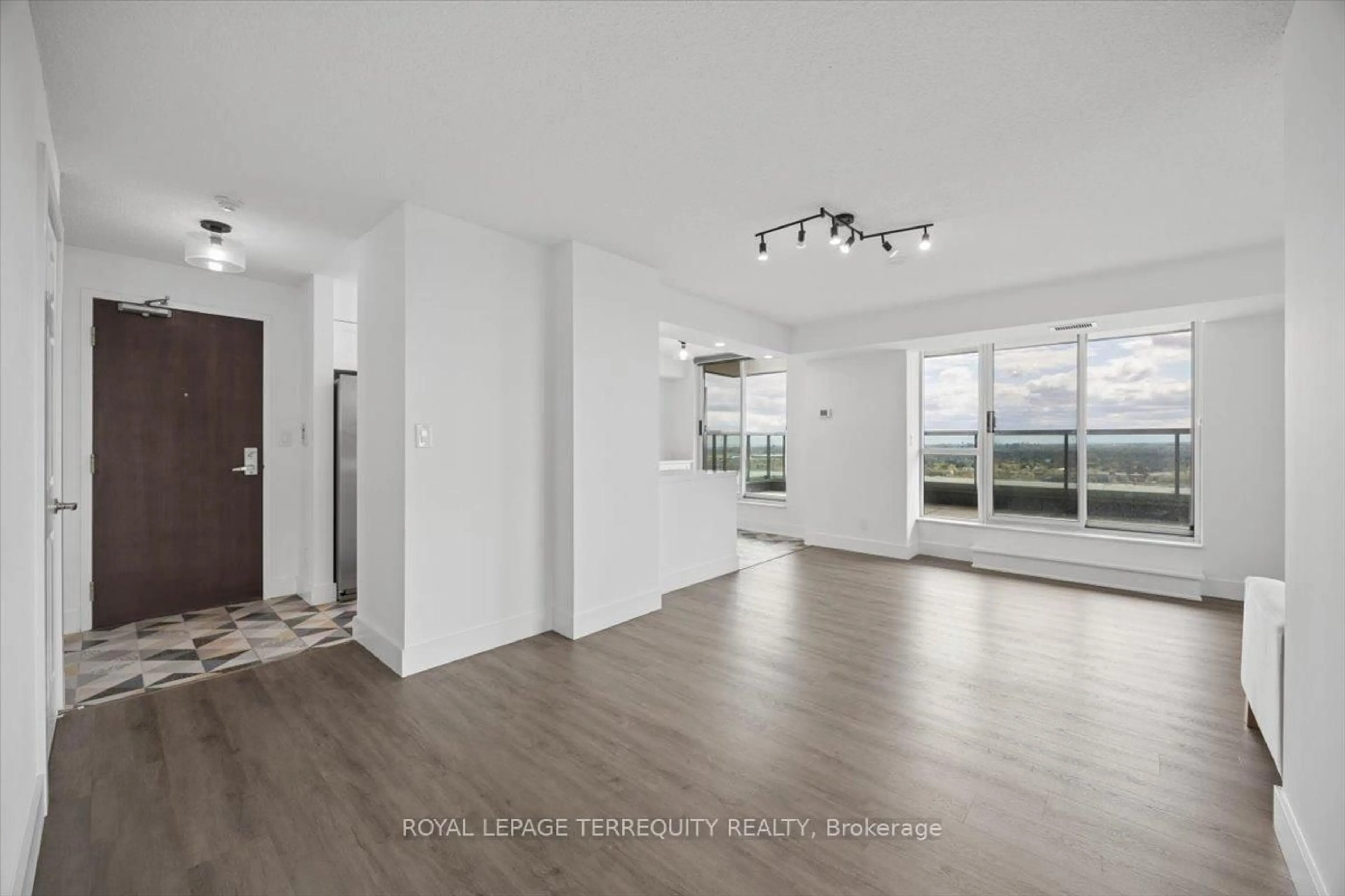 Unknown for 335 Rathburn Rd #2212, Mississauga Ontario L5B 0C8