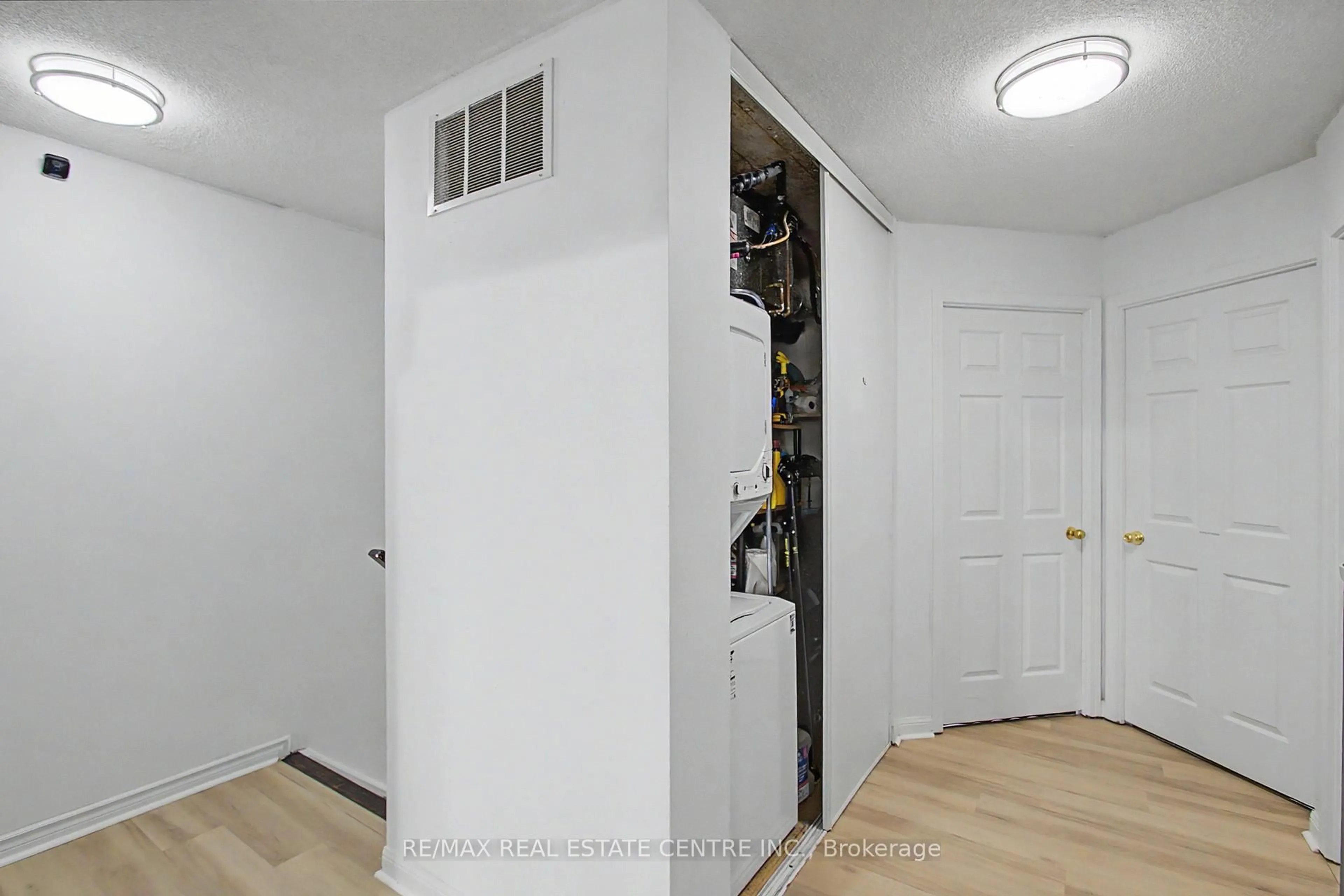 Unknown for 95 George Appleton Way, Toronto Ontario M3M 0A2