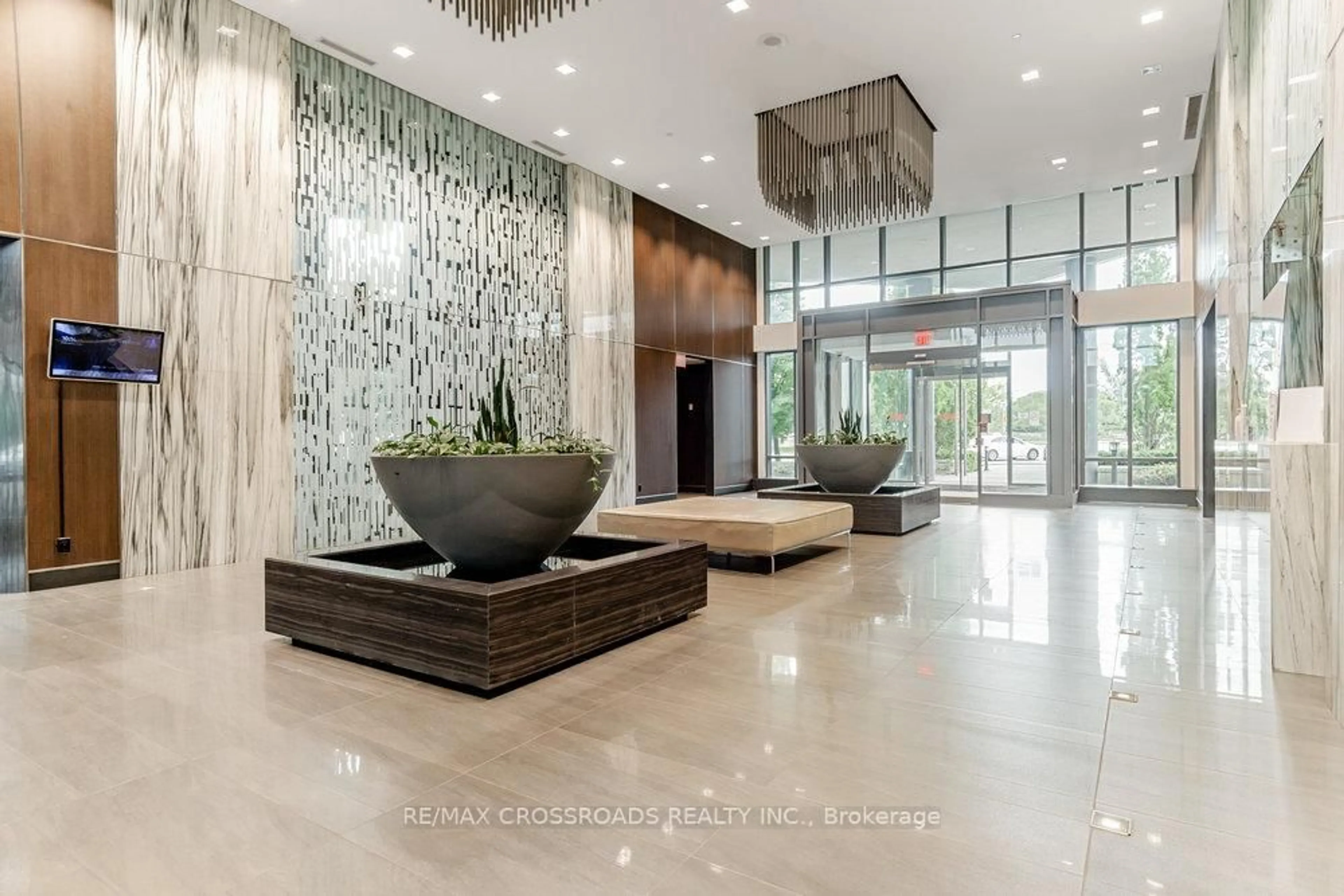 Lobby for 215 Sherway Gardens Rd #604, Toronto Ontario M9C 0A4