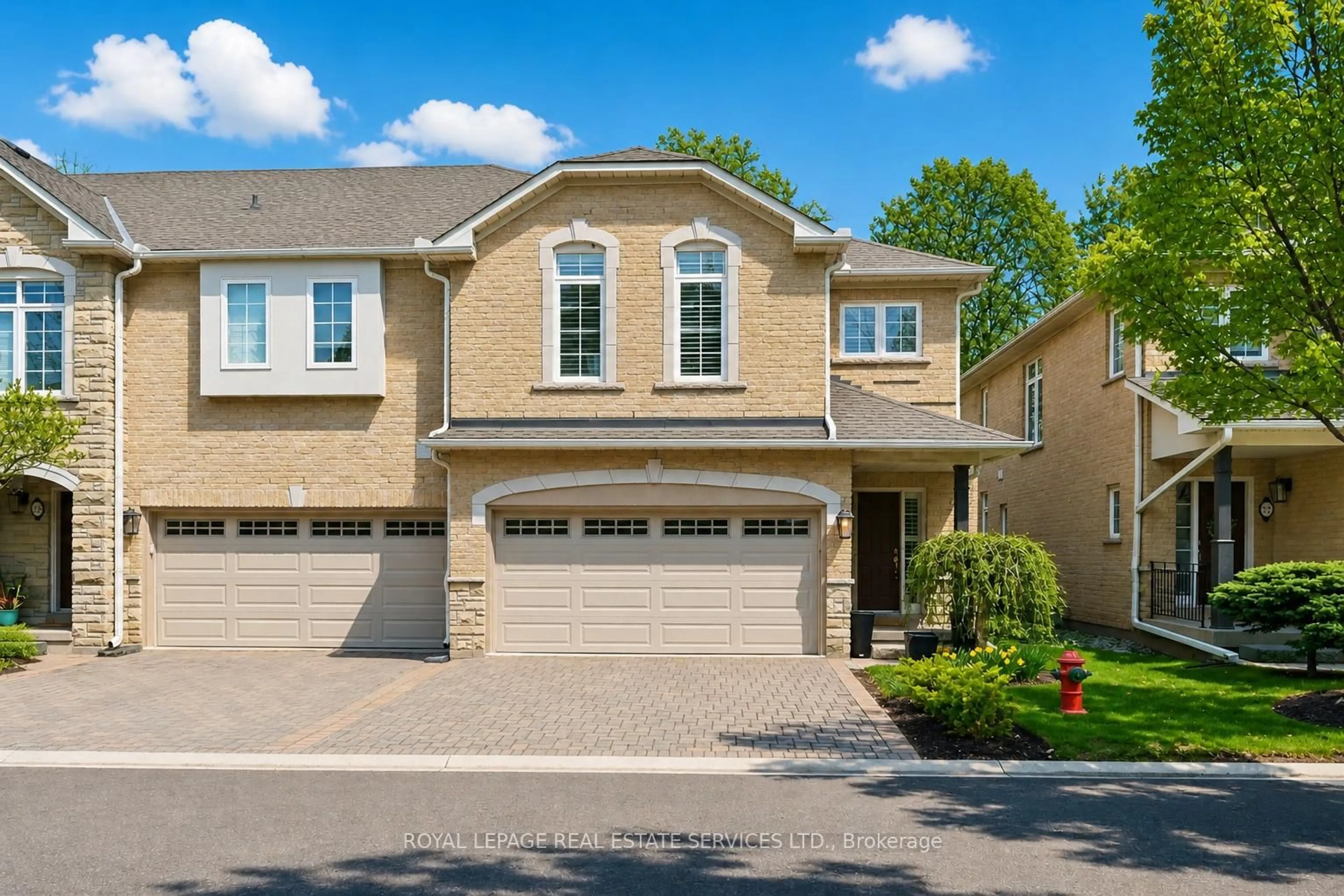 Home with brick exterior material, street for 1267 Dorval Dr #23, Oakville Ontario L6M 3Z4
