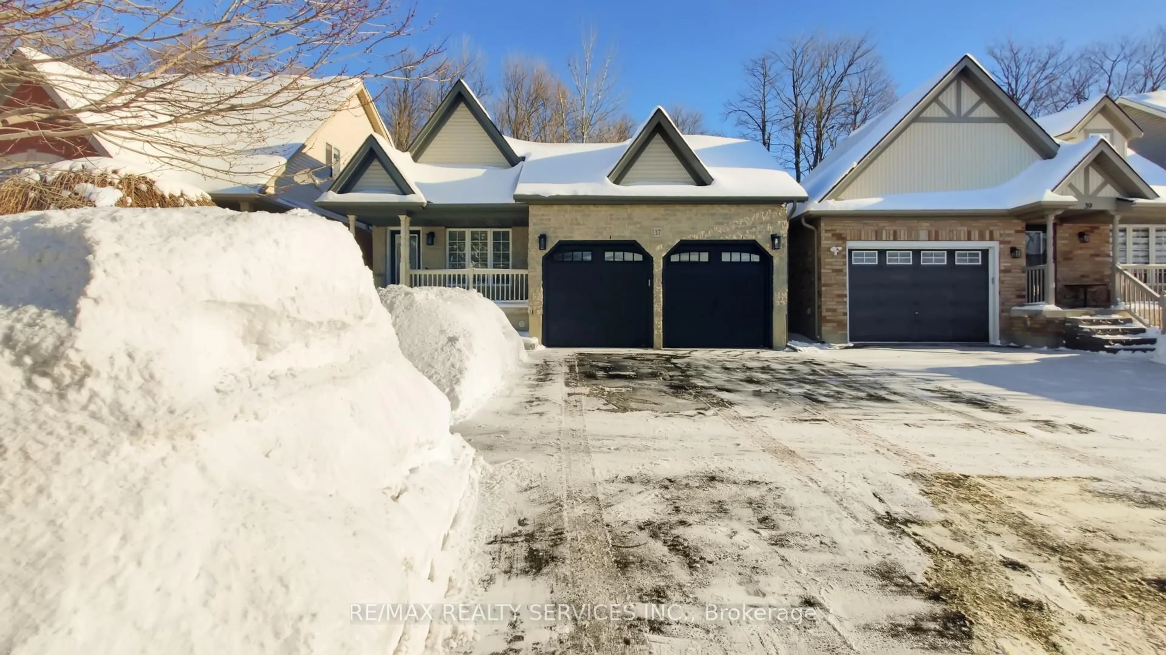 Unknown for 37 Abbey Rd, Orangeville Ontario L9W 5E3