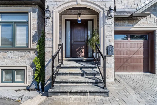 416 Rustic Rd, Toronto 5