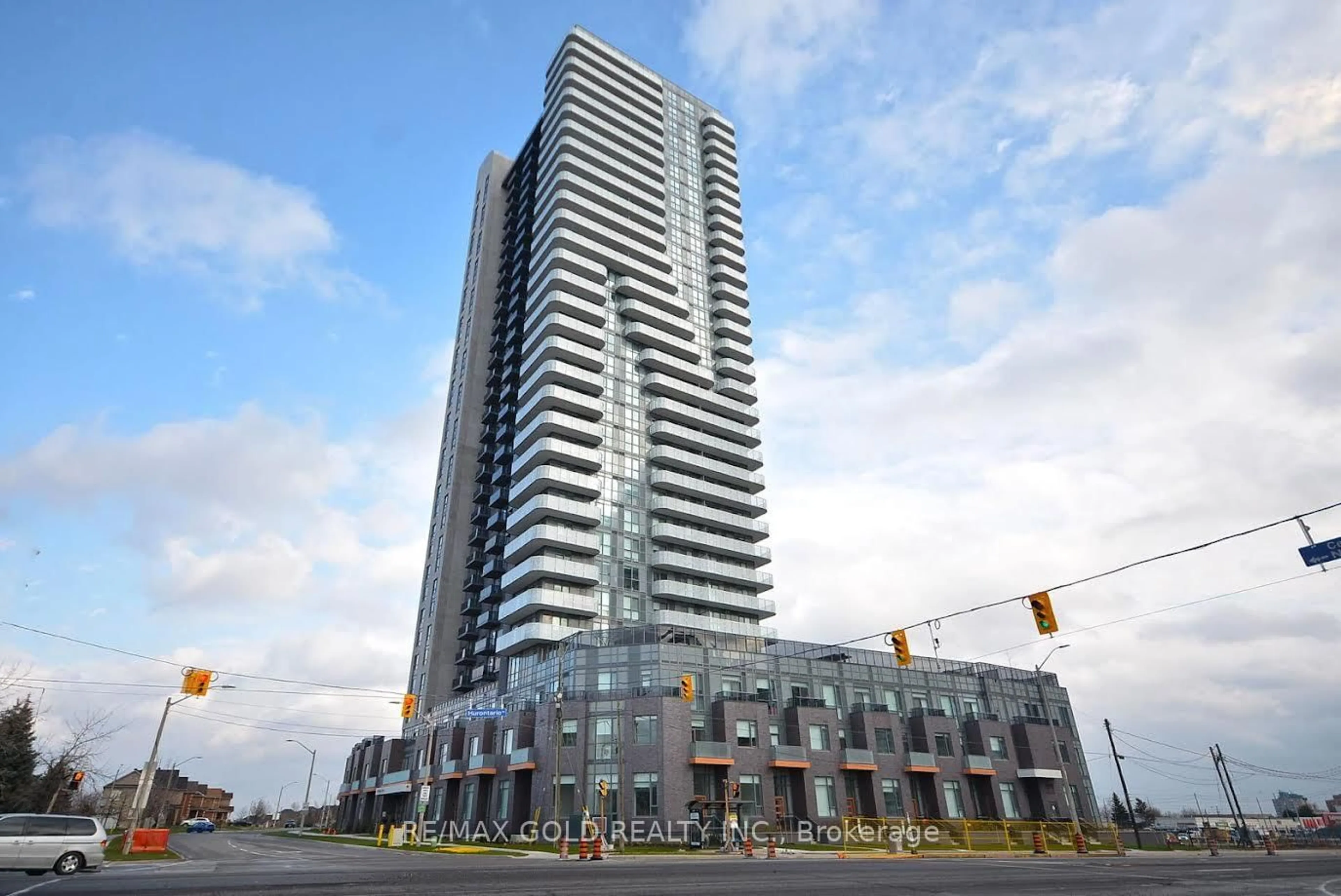 Indoor foyer for 8 Nahani Way #2508, Mississauga Ontario L4Z 4J8