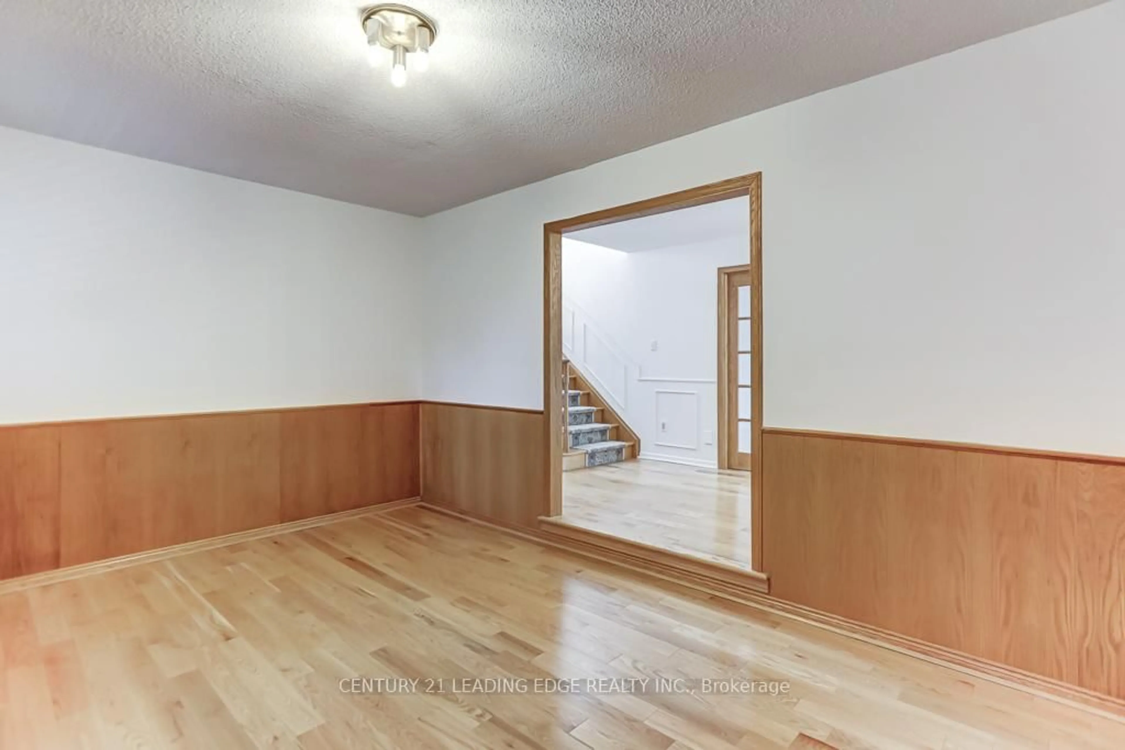 A pic of a room for 1595 Sir Monty's Dr, Mississauga Ontario L5N 4P1