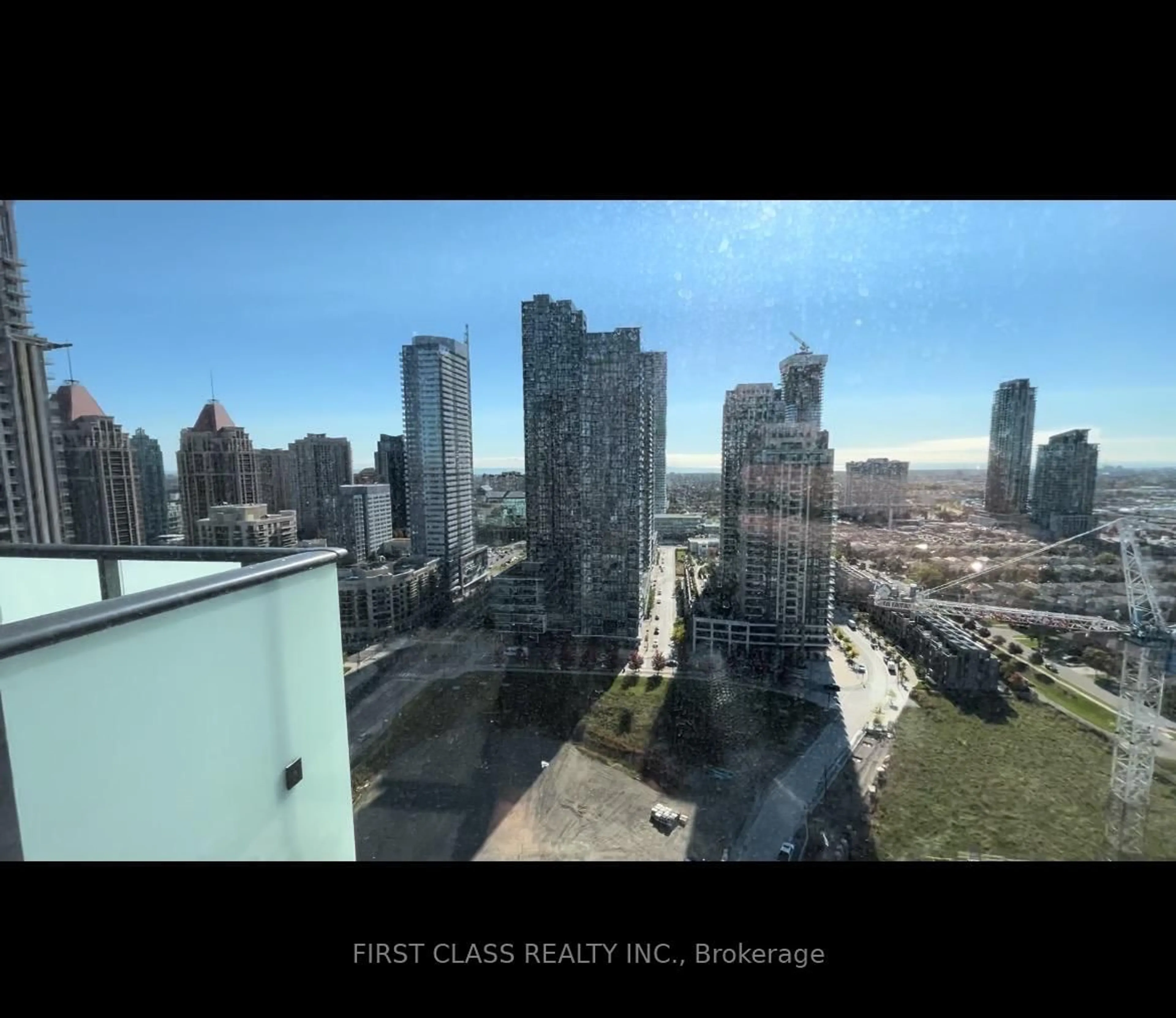 Blurry image for 4130 Parkside Village Dr #2206, Mississauga Ontario L5B 0L7