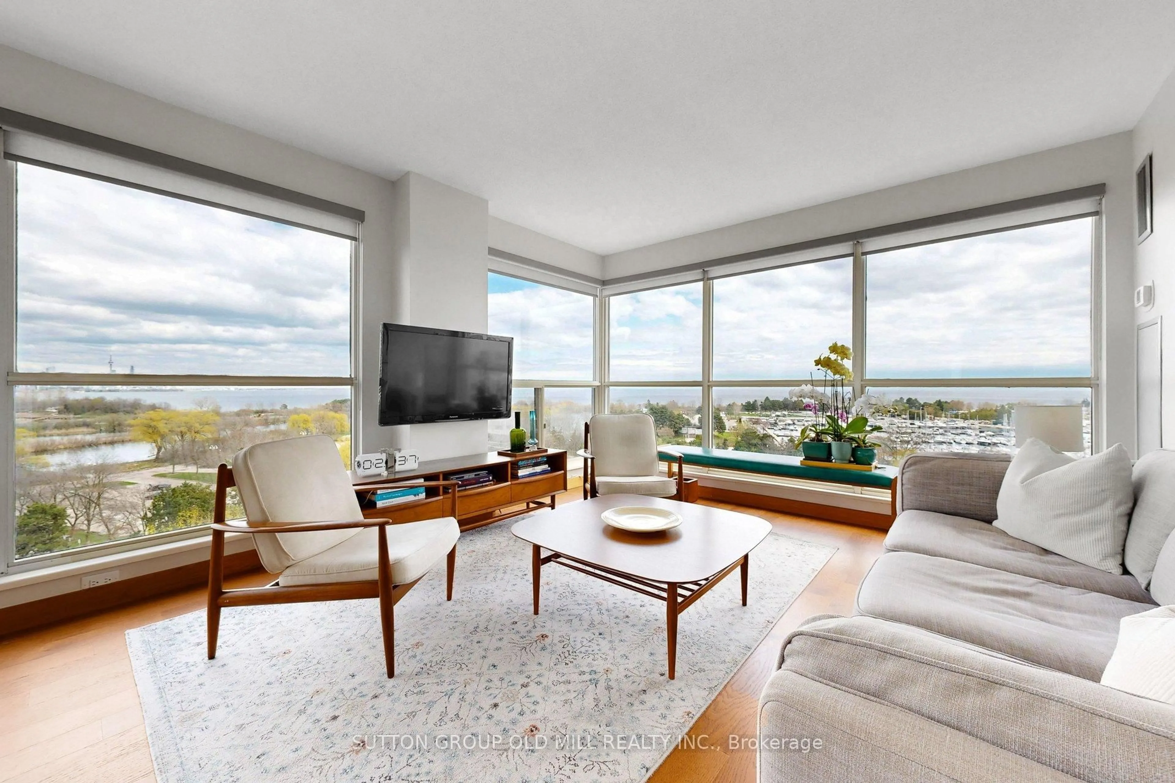 Living room with furniture, unknown for 2261 Lake Shore Blvd #917, Toronto Ontario M8V 3X1
