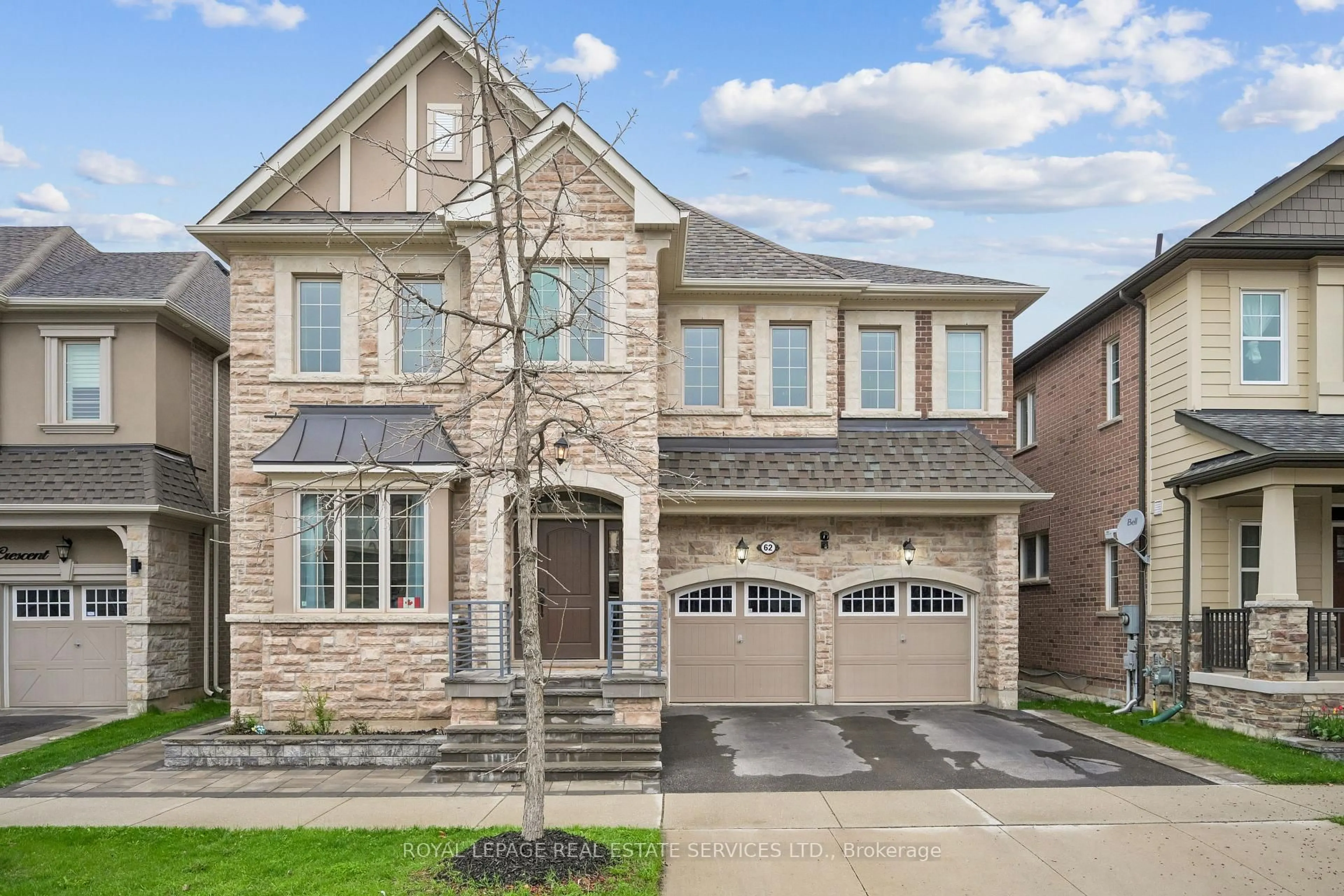 Home with brick exterior material, street for 62 Hoey Cres, Oakville Ontario L6M 0W4