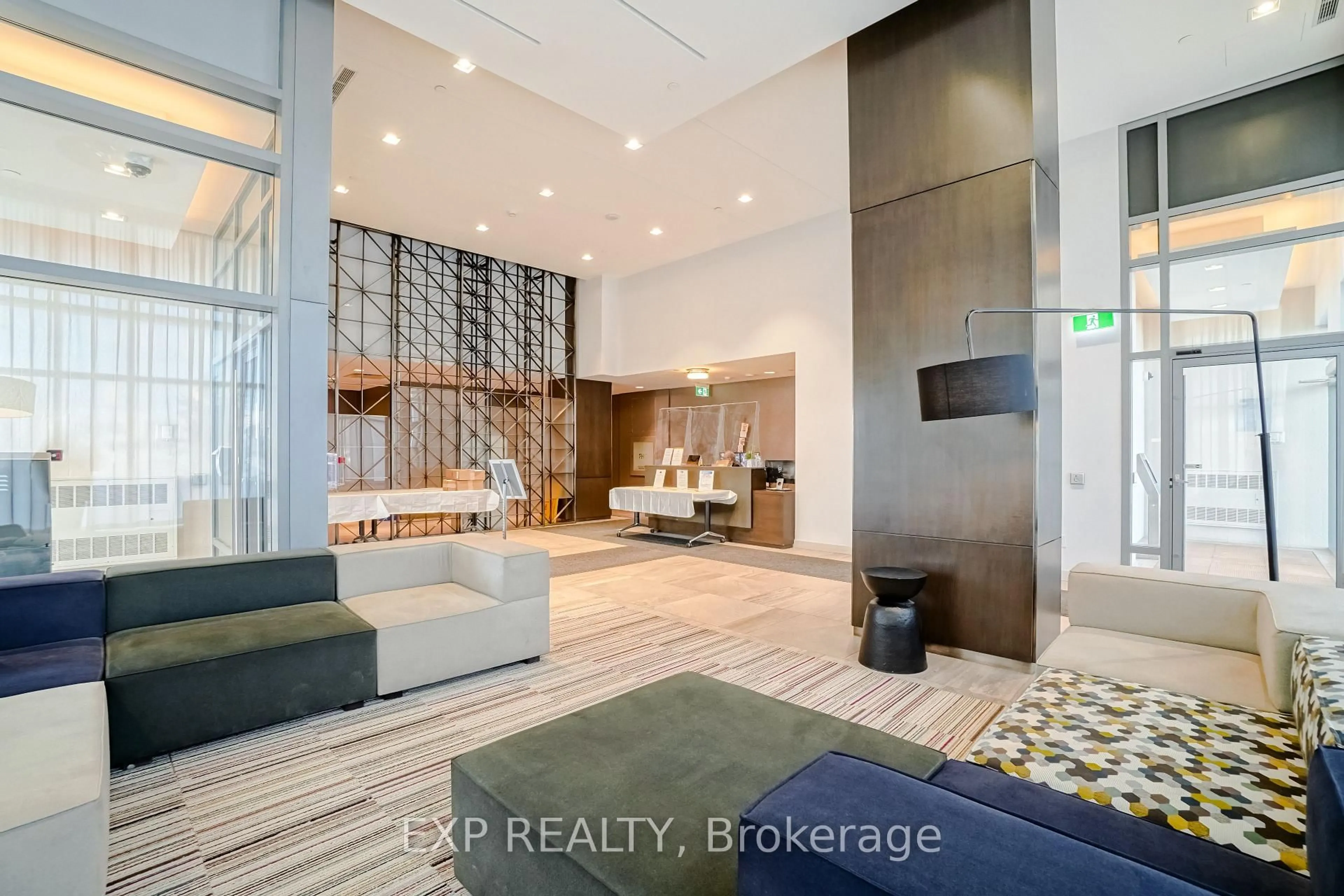 Lobby for 2560 Eglinton Ave #2508, Mississauga Ontario L5M 0Y3