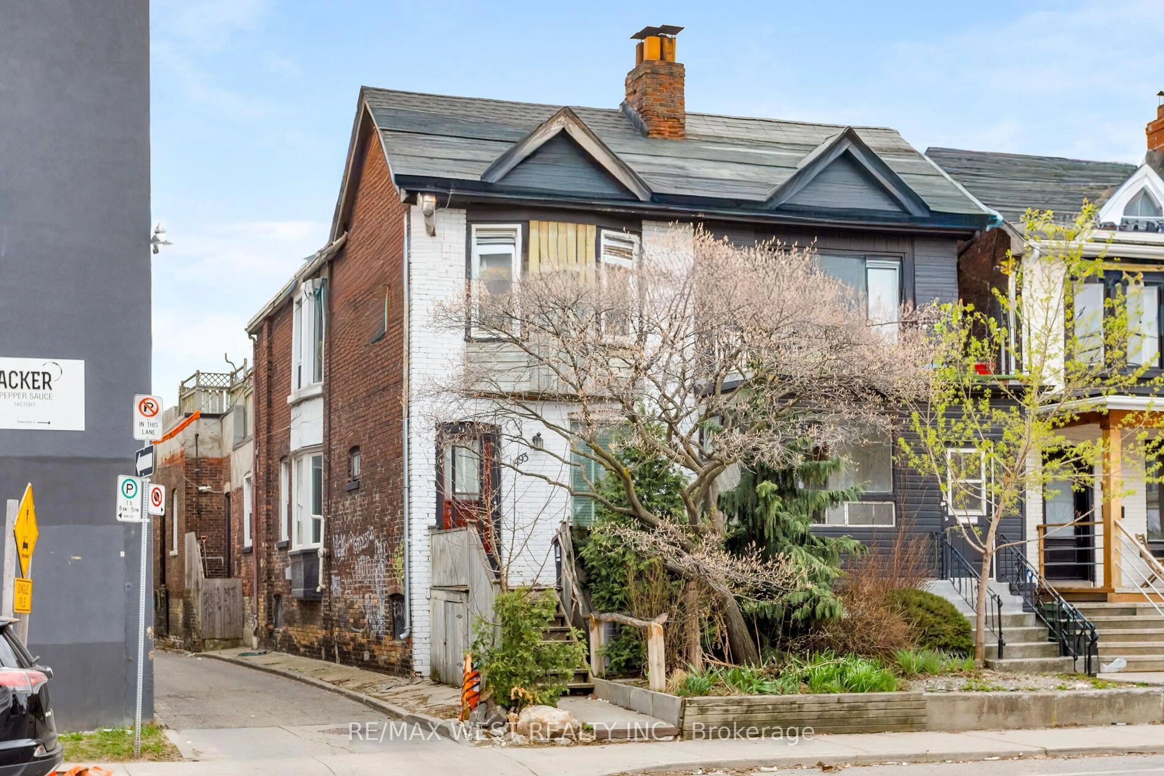 Home with brick exterior material, street for 1493 Dupont St, Toronto Ontario M6P 3S2