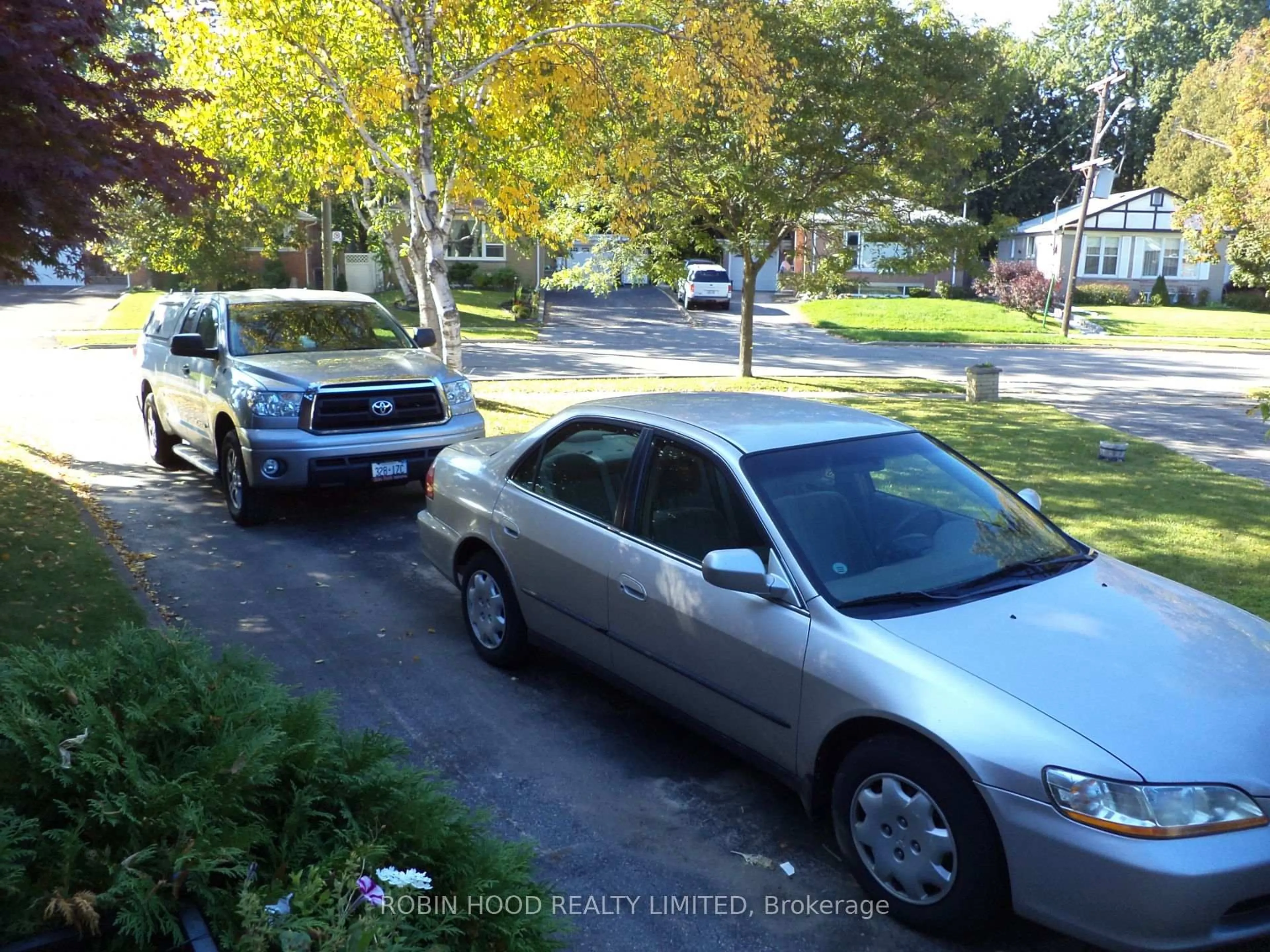 Parking for 238 Thistle Down Blvd, Toronto Ontario M9V 1K7