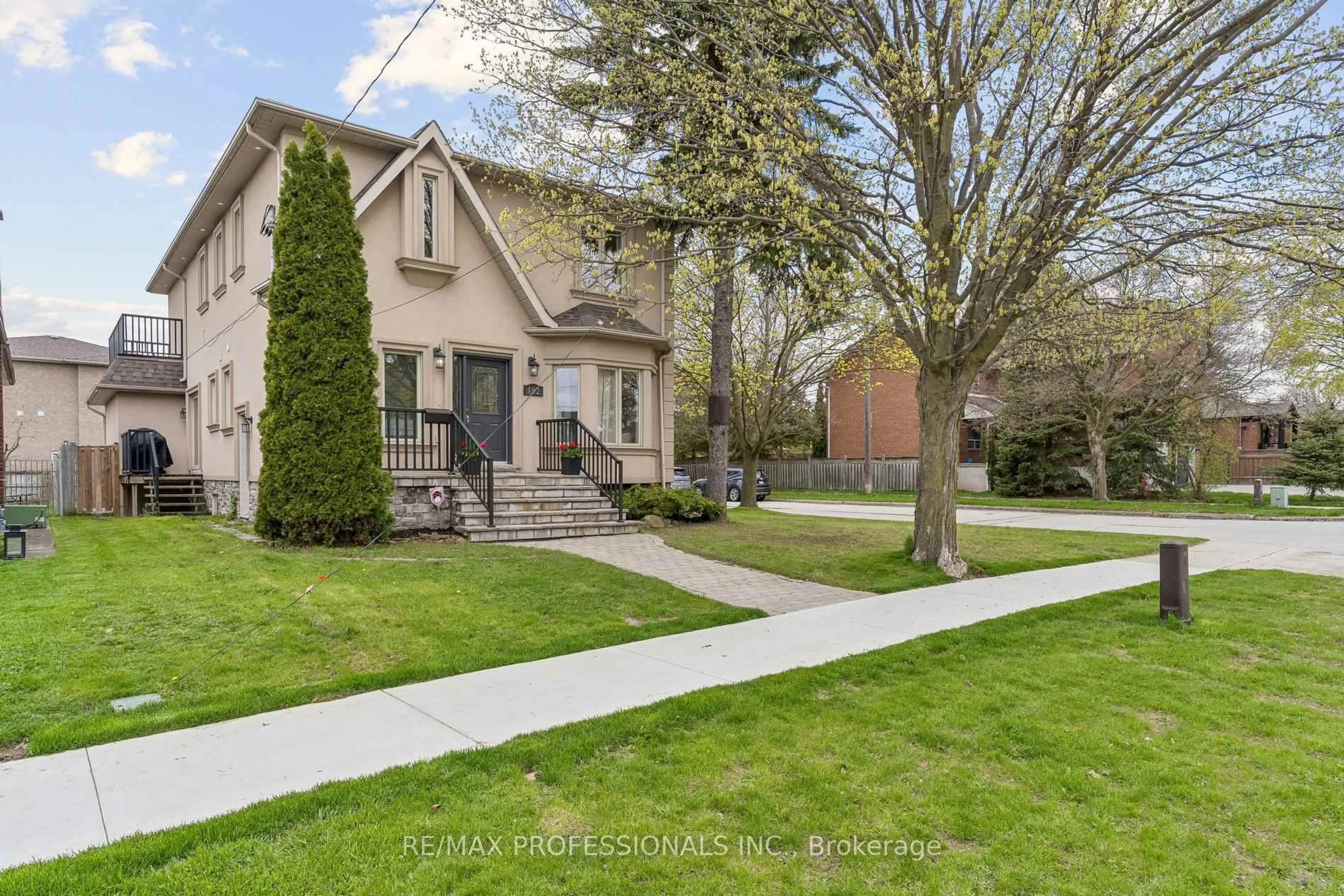 Home with brick exterior material, street for 102 North Carson St, Toronto Ontario M8W 4V5