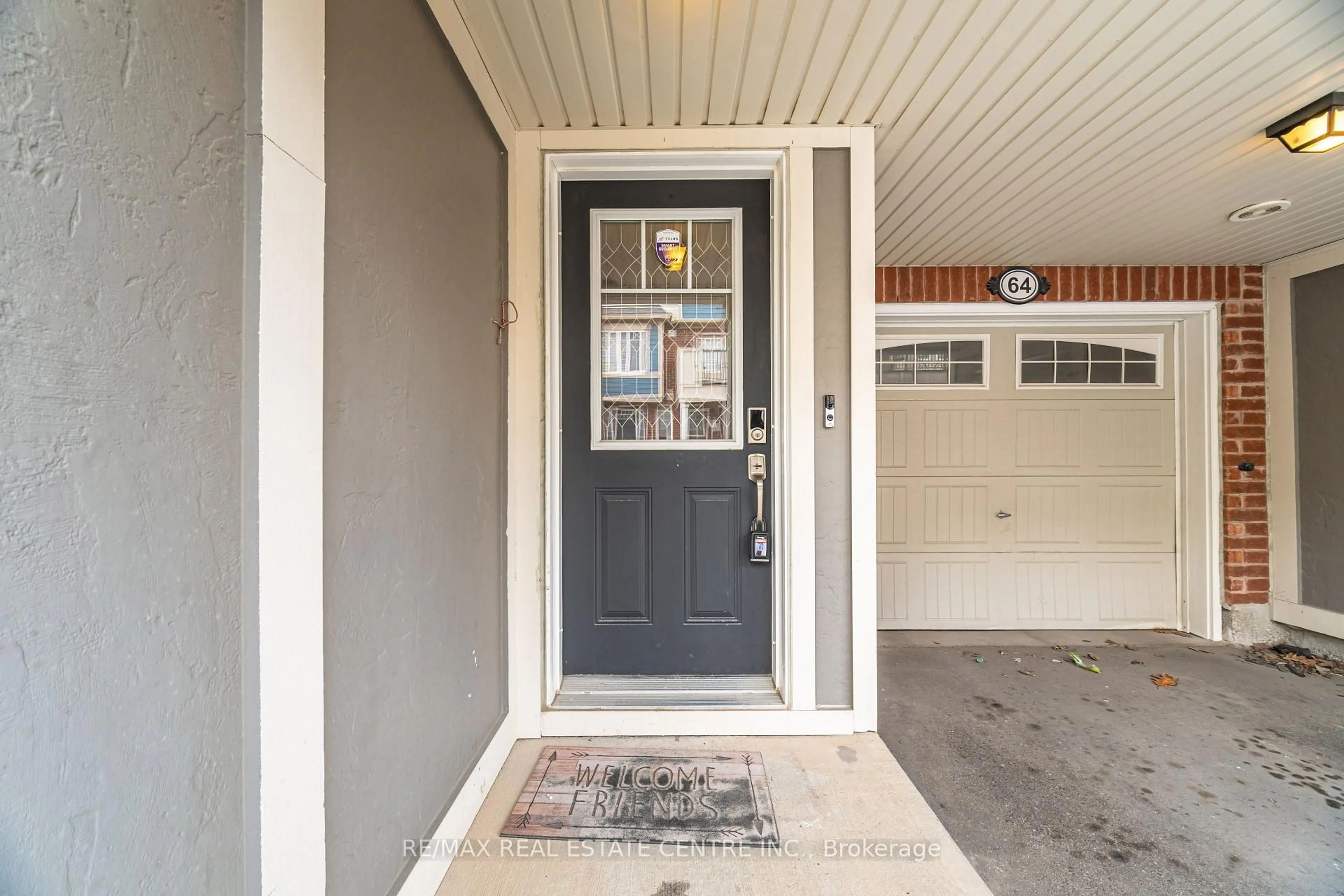 Indoor entryway for 6020 Derry Rd #64, Milton Ontario L9T 8L6