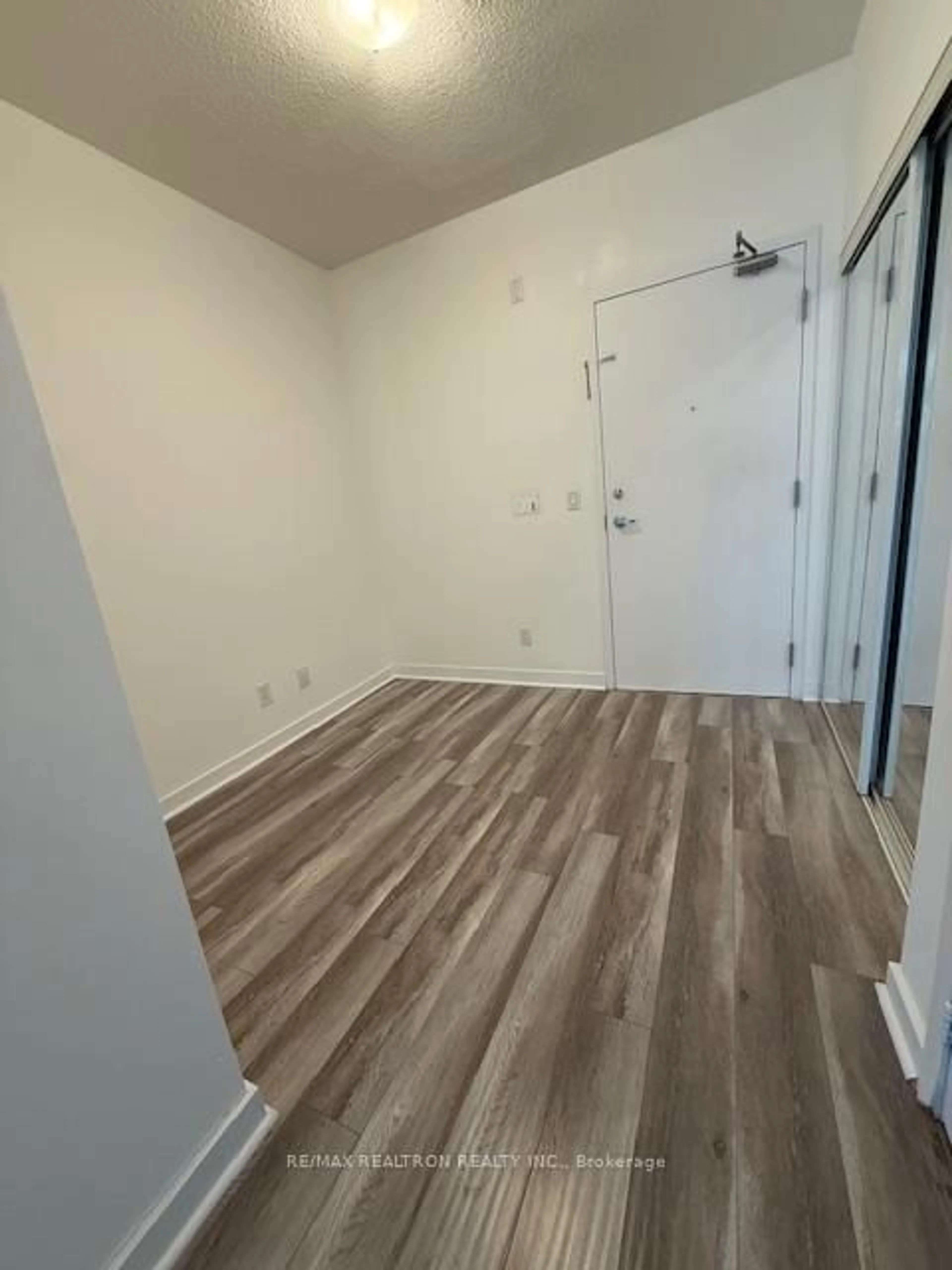 A pic of a room for 155 Legion Rd #308, Toronto Ontario M8Y 0A7