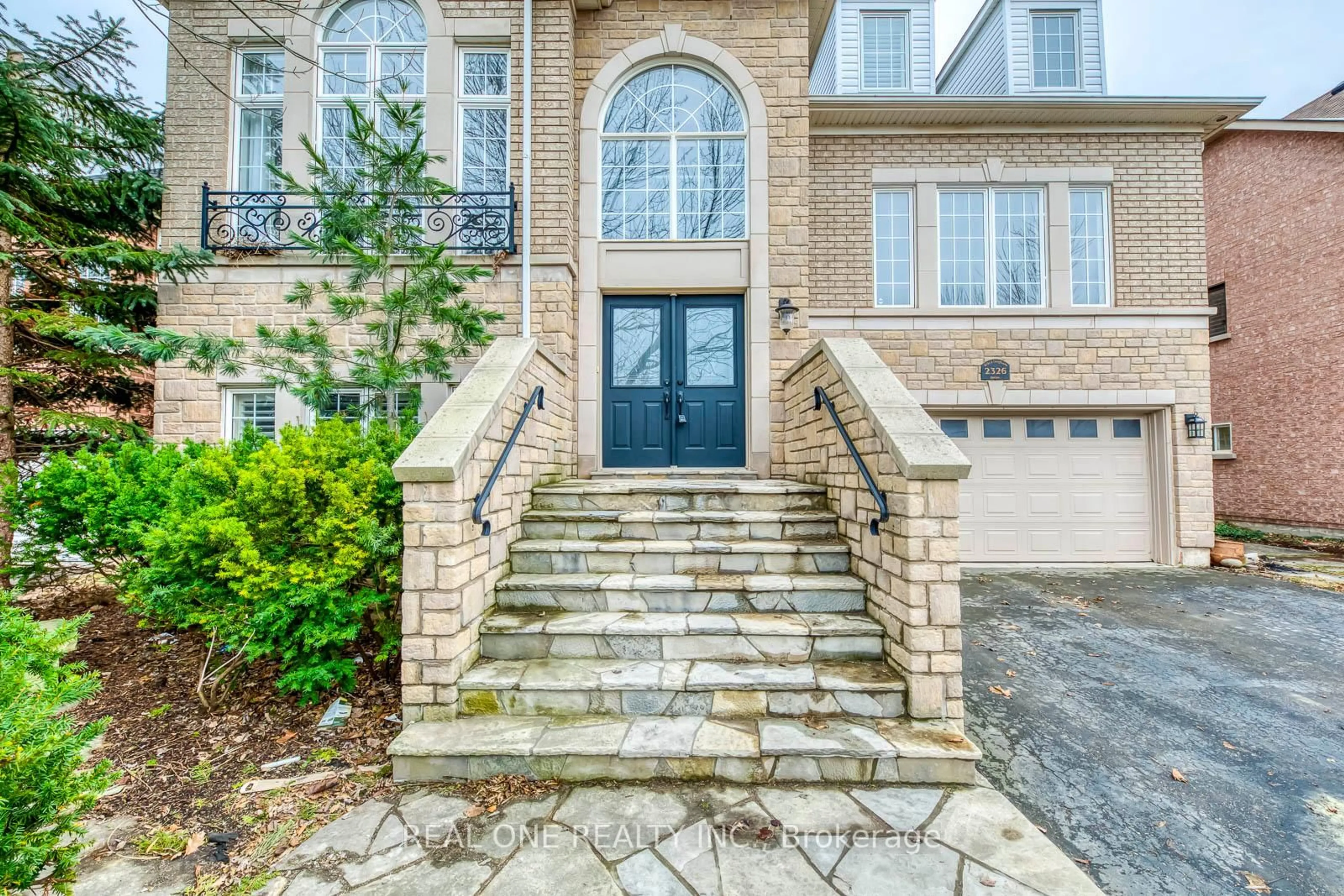 Home with brick exterior material, street for 2326 Rockingham Dr, Oakville Ontario L6H 7J4
