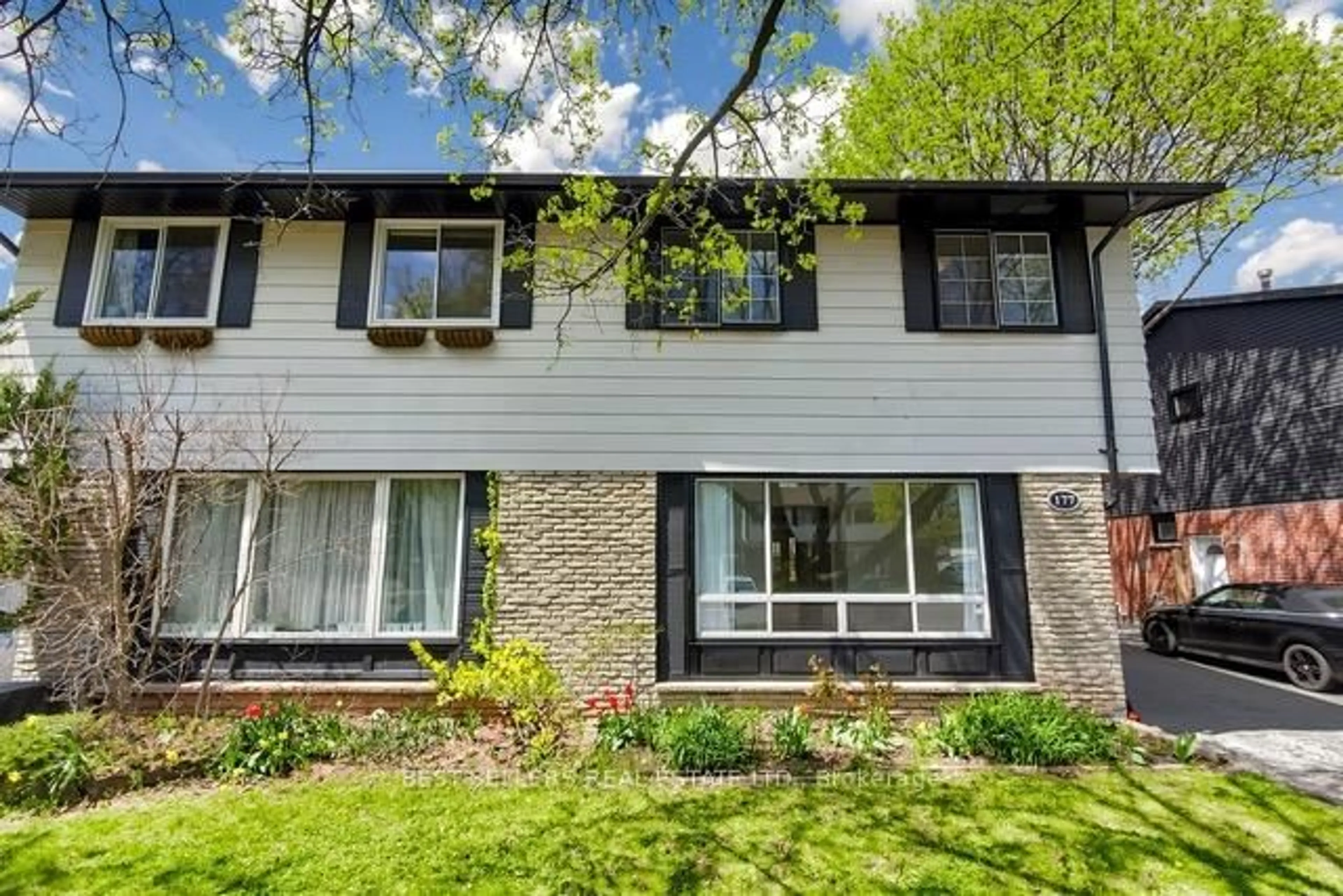 Home with brick exterior material, street for 177 Mccraney St, Oakville Ontario L6H 1H8