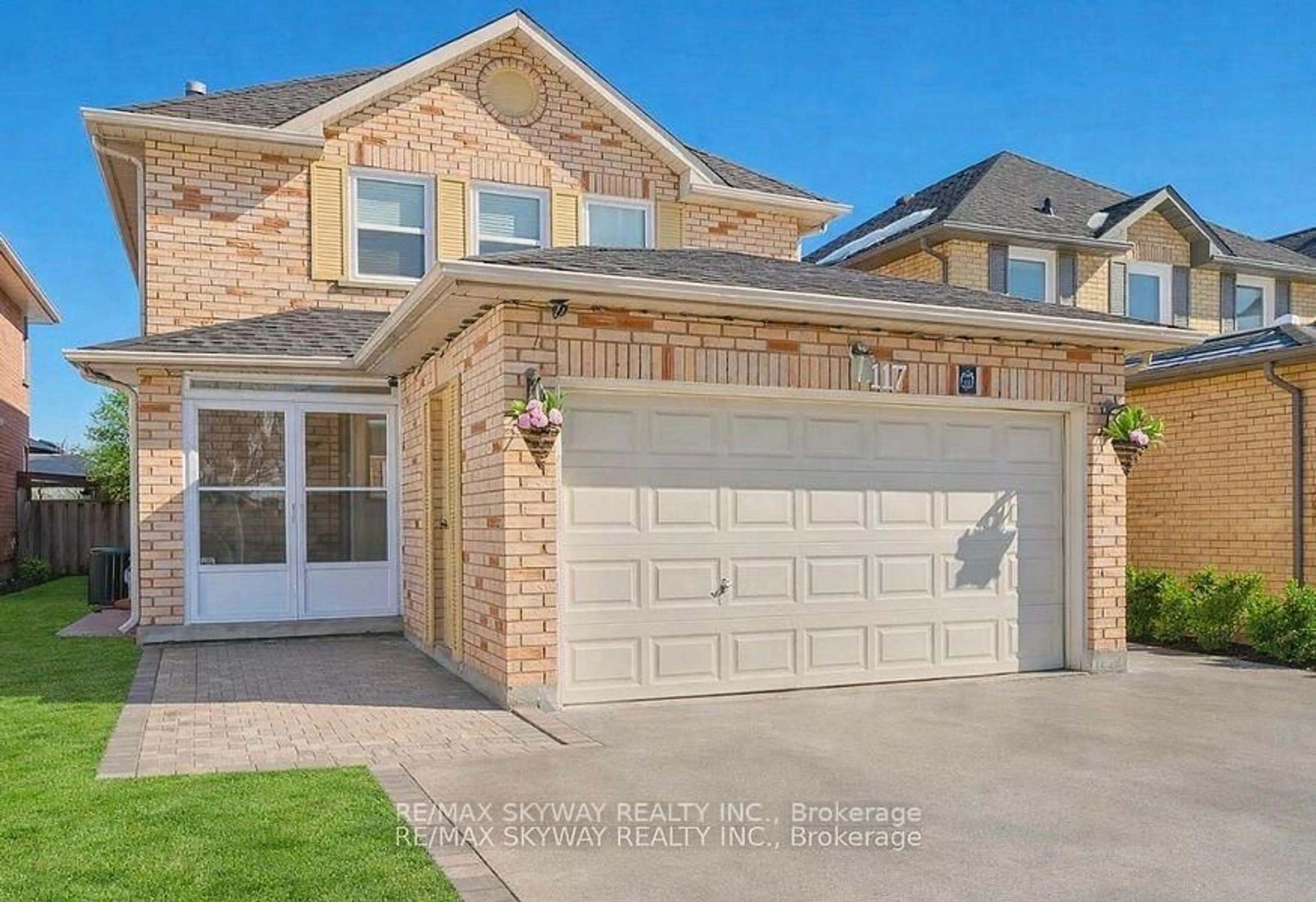 Home with brick exterior material, street for 117 Richvale Dr, Brampton Ontario L6Z 4G4