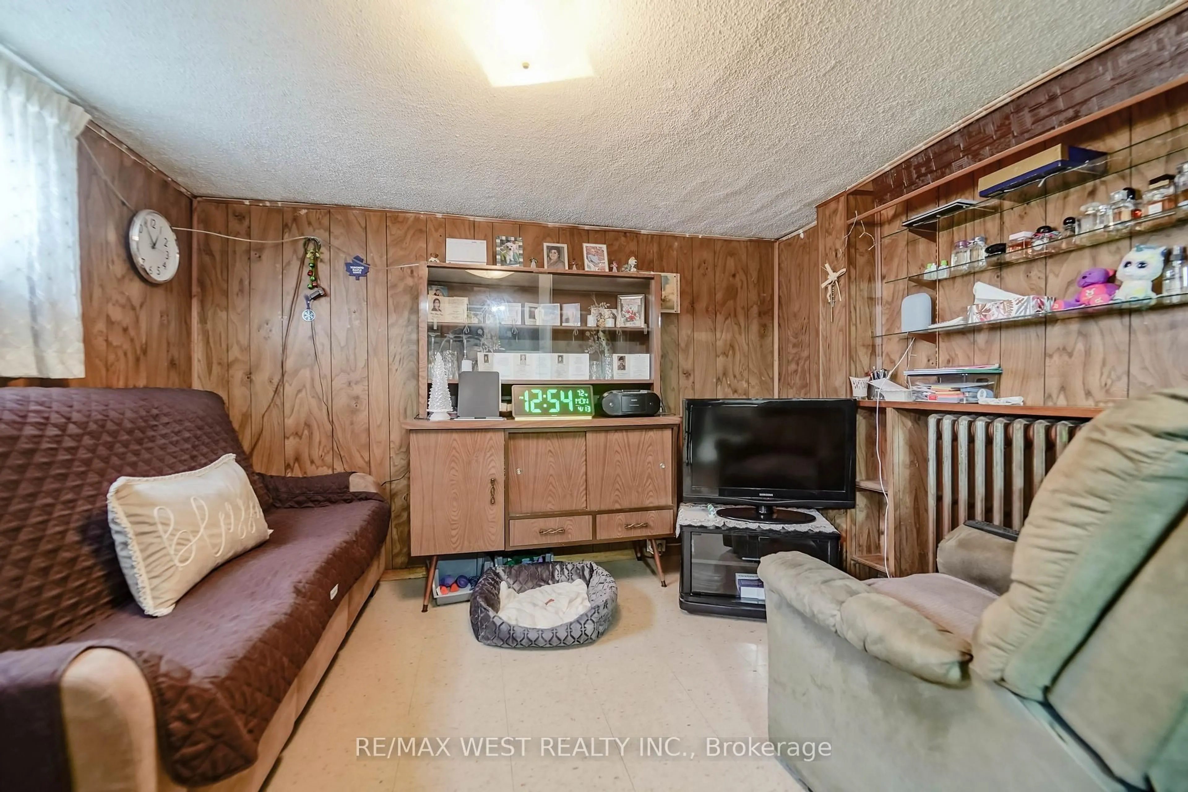 Unknown for 617 Caledonia Rd, Toronto Ontario M6E 4V7
