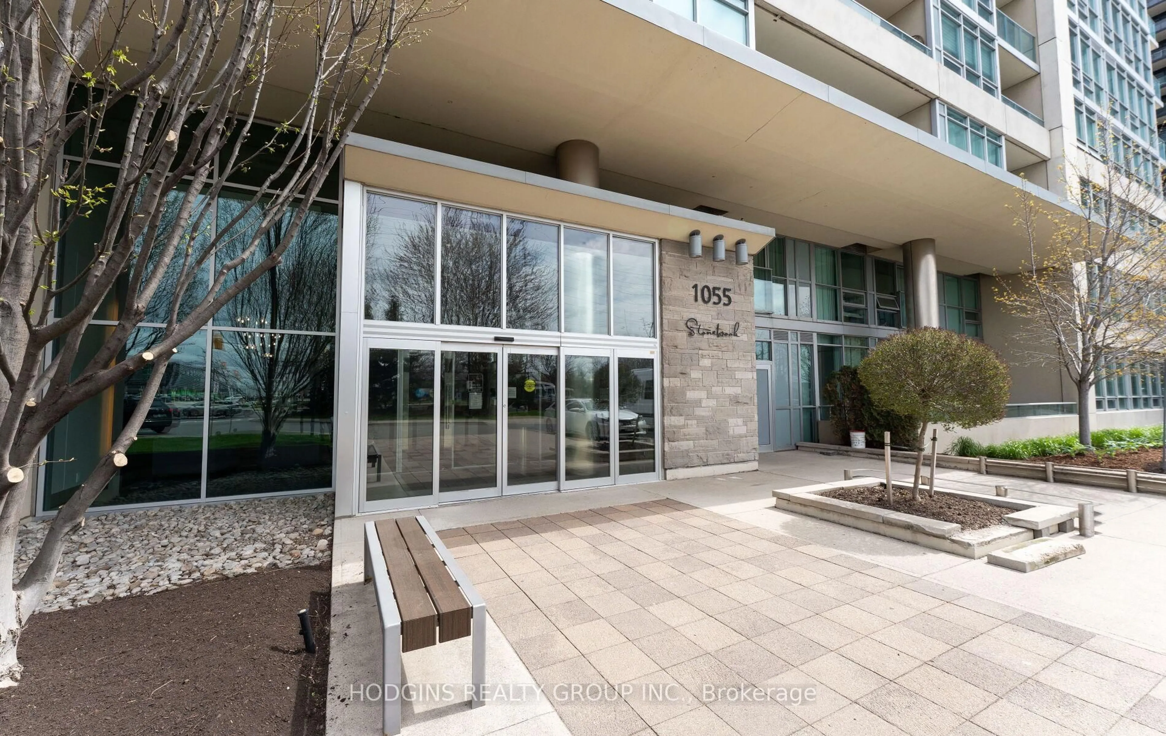 Unknown for 1055 Southdown Rd #UPH 4, Mississauga Ontario L5J 0A3