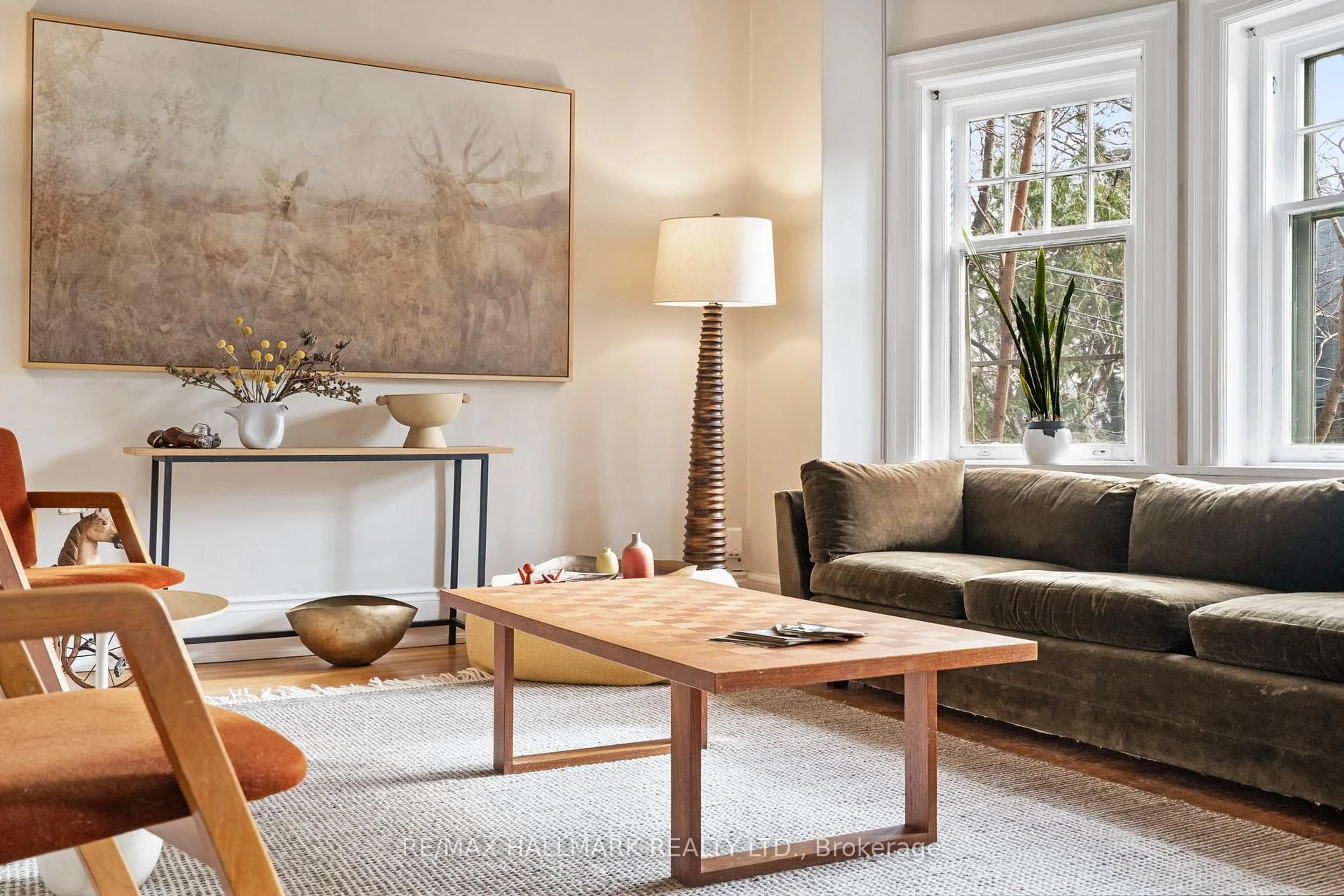 Living room with furniture, unknown for 51 Indian Grve, Toronto Ontario M6R 2Y1