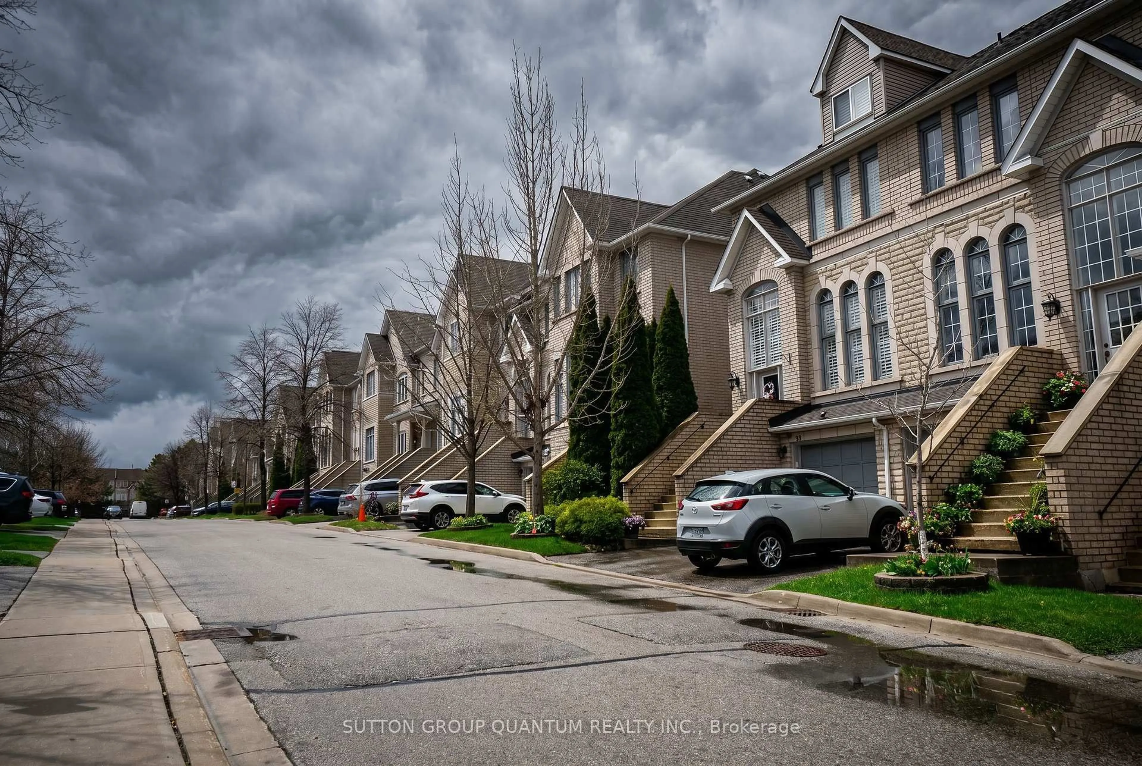 Unknown for 5525 Palmerston Cres #26, Mississauga Ontario L5M 5Z8