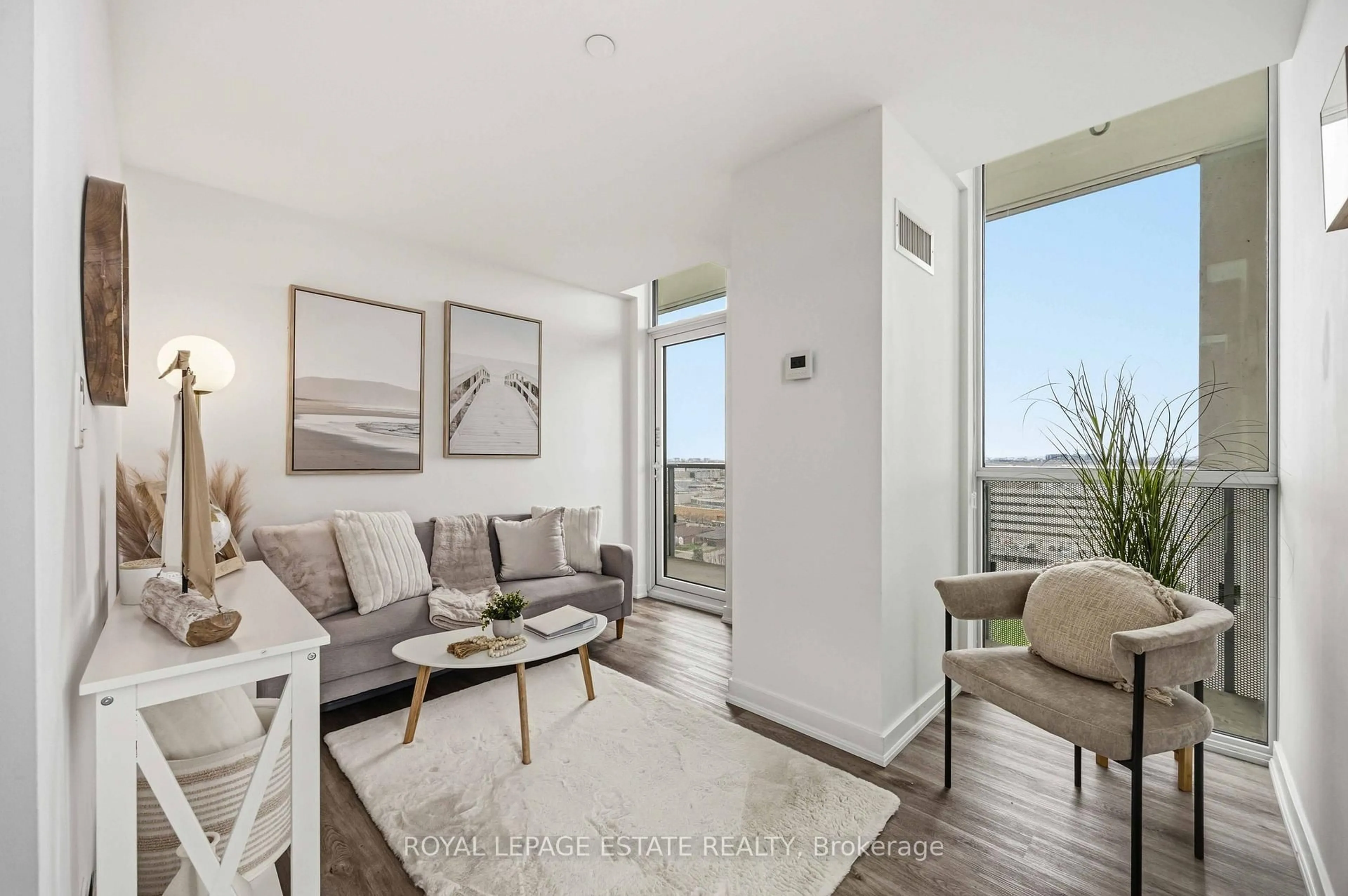 Unknown for 160 Flemington Rd #1505, Toronto Ontario M6A 0A9