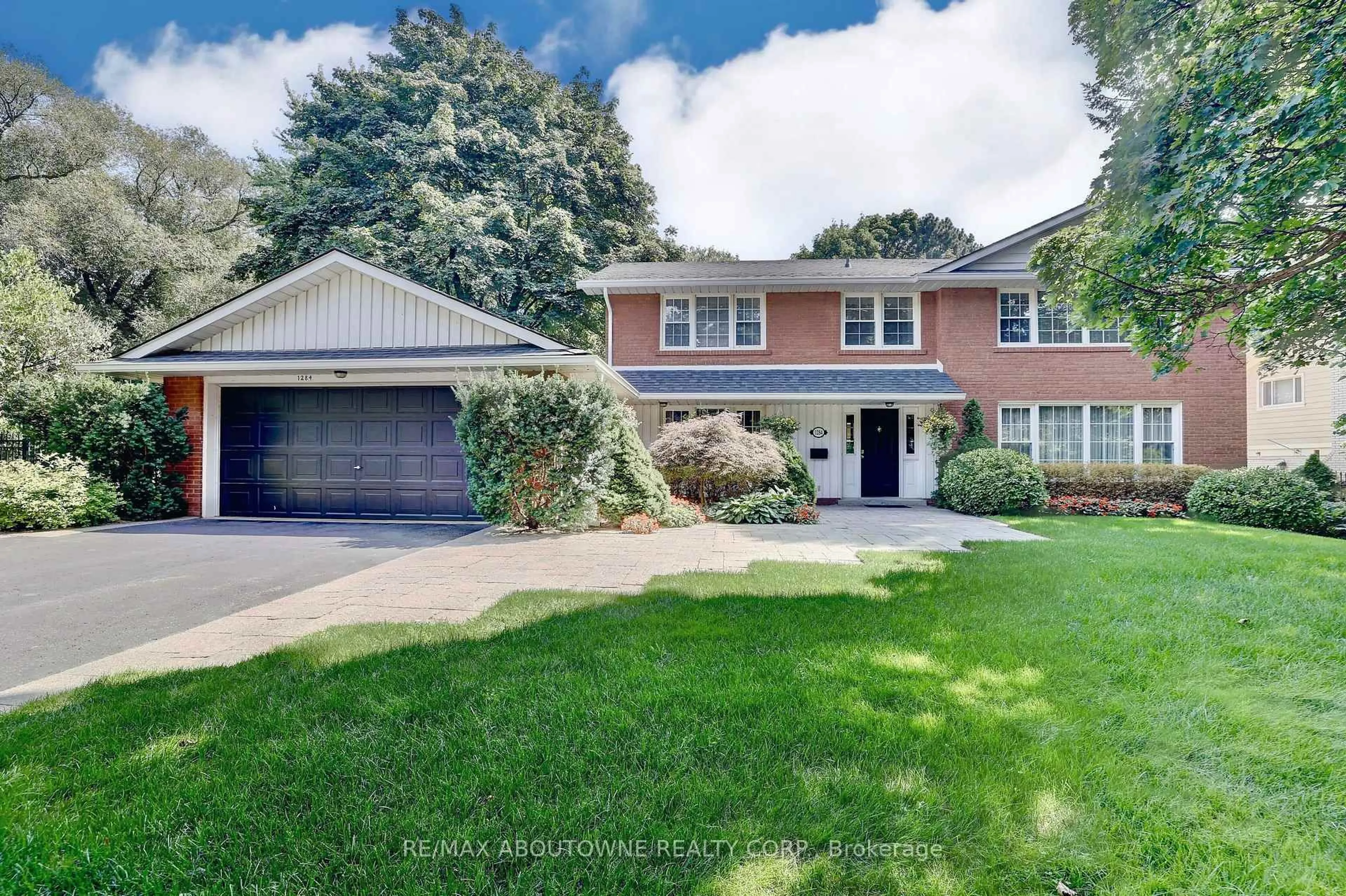 Home with brick exterior material, street for 1284 Cleaver Dr, Oakville Ontario L6J 1W3