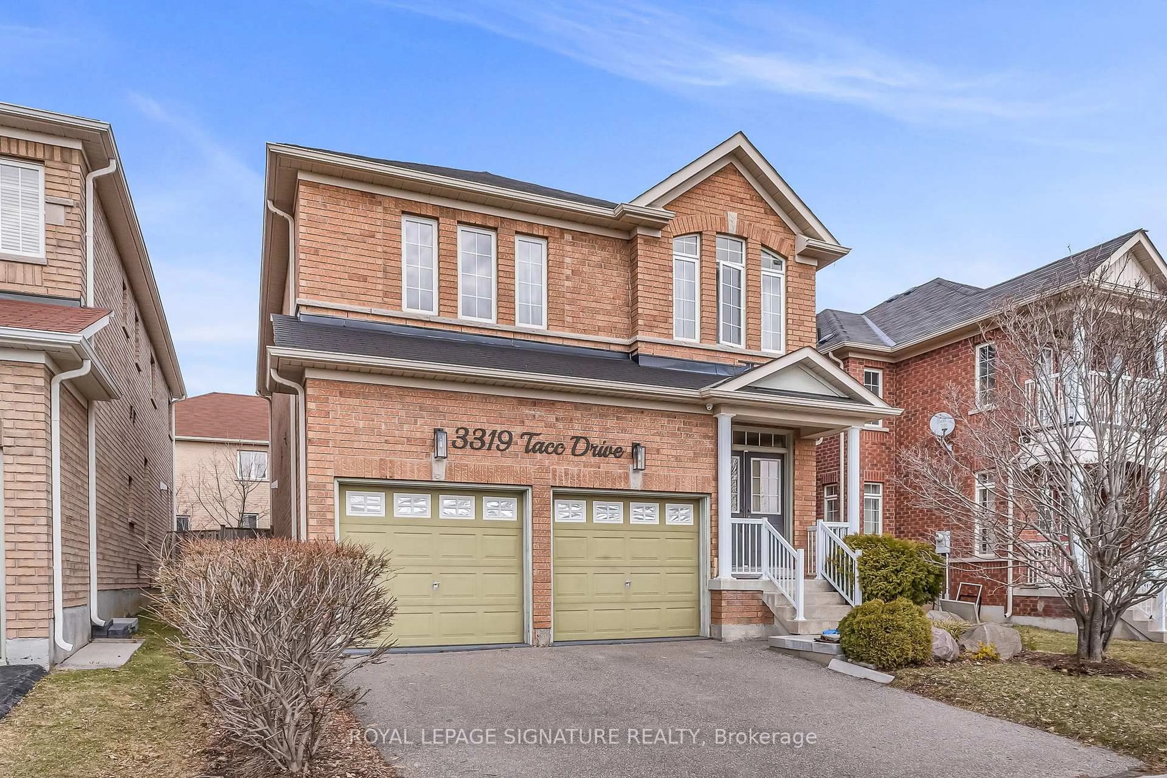 Home with brick exterior material, street for 3319 Tacc Dr, Mississauga Ontario L5M 0K4