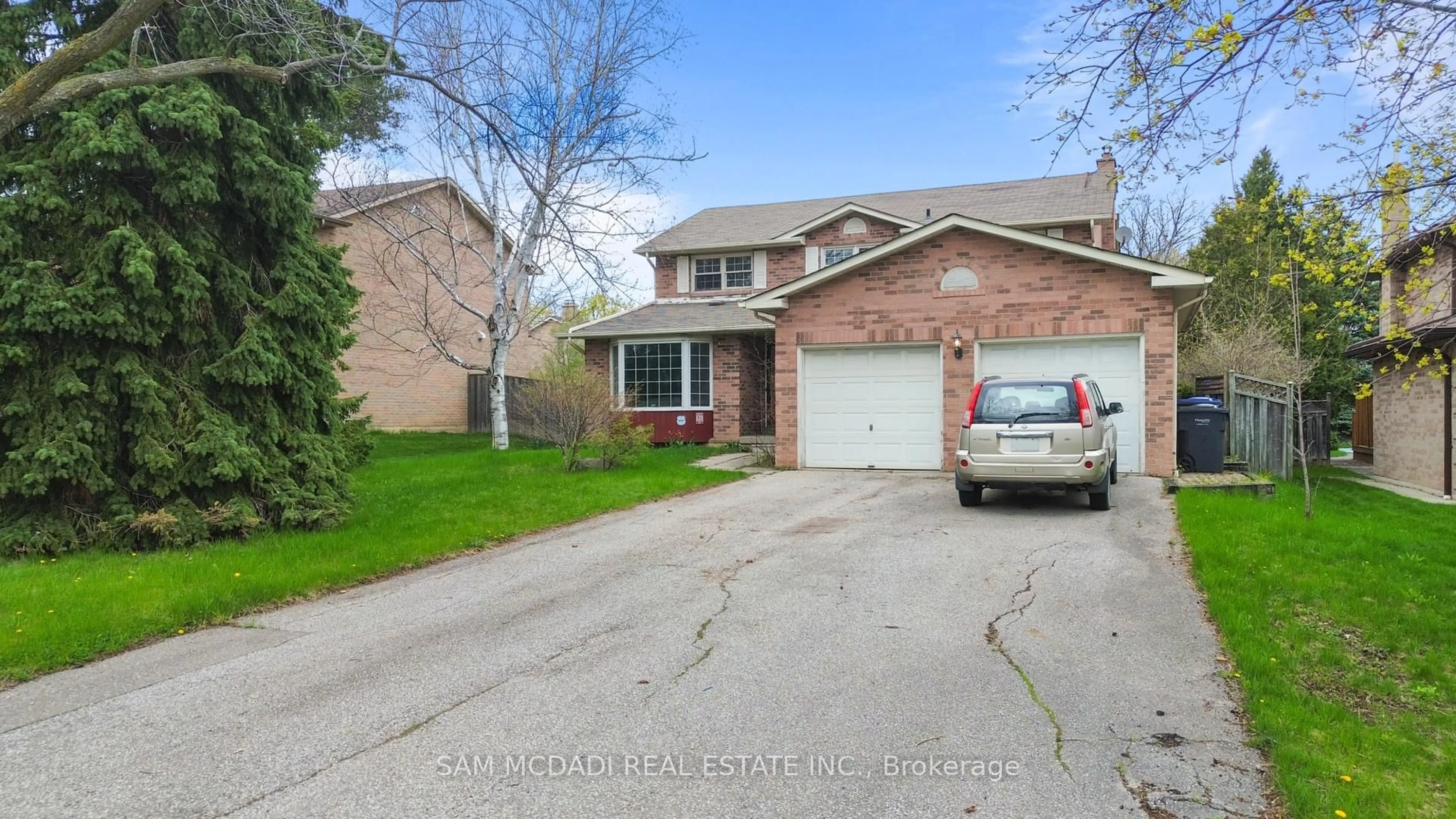 Home with brick exterior material, street for 2138 Burbank Dr, Mississauga Ontario L5L 2T8