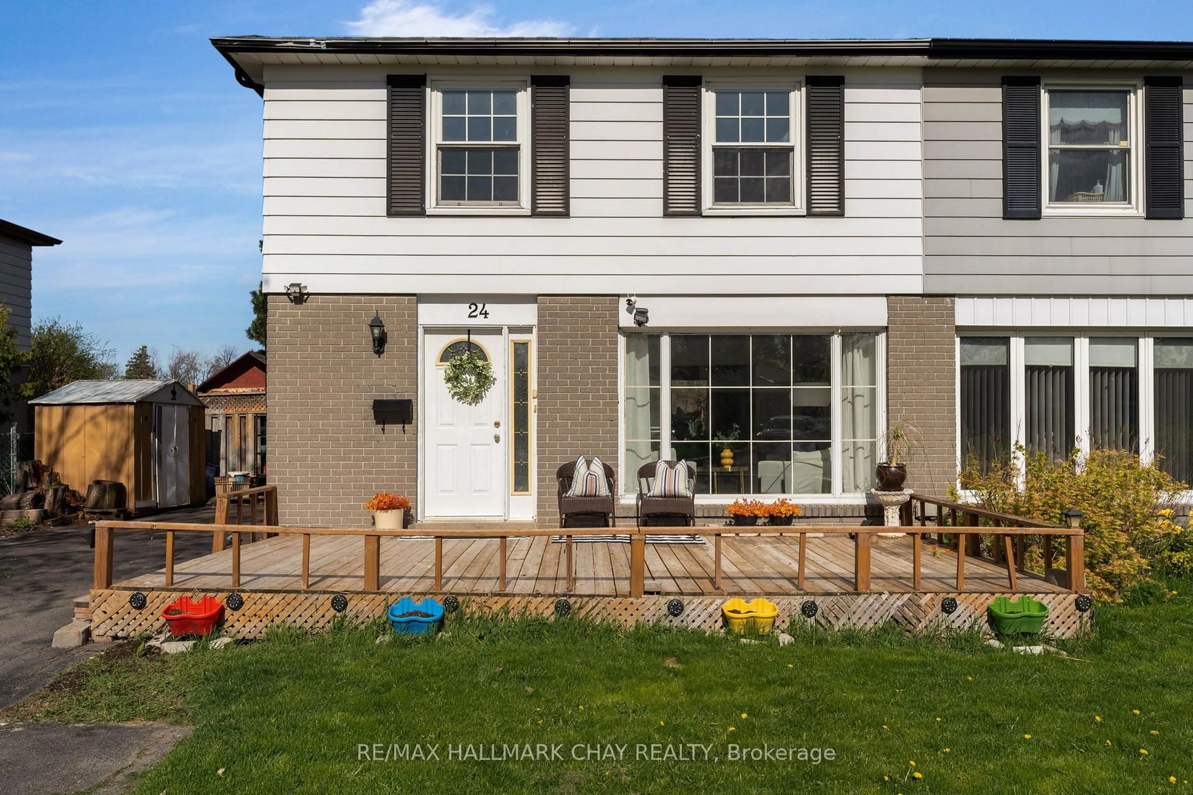 Home with vinyl exterior material, street for 24 Flamingo Cres, Brampton Ontario L6T 2G5