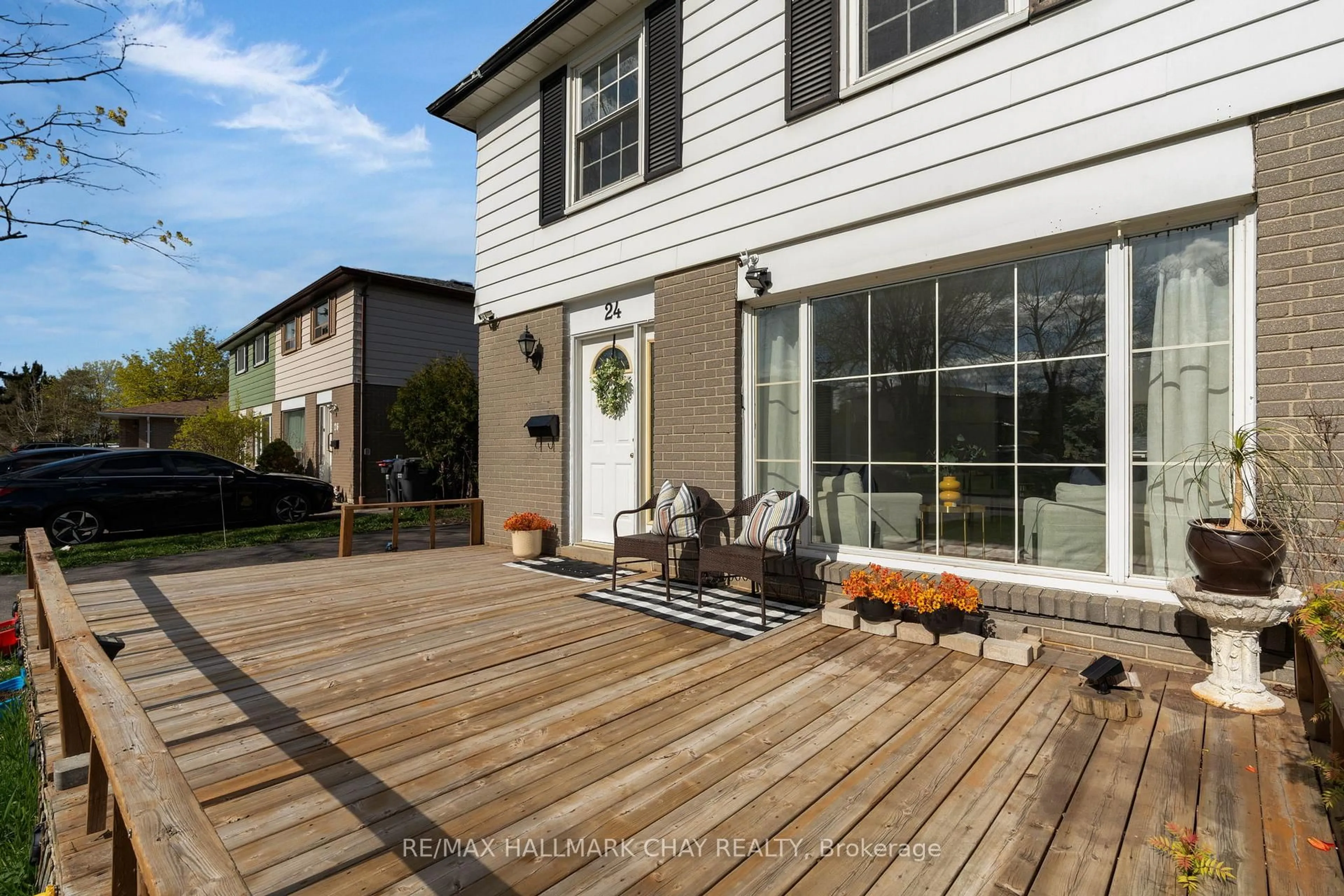 Home with vinyl exterior material, street for 24 Flamingo Cres, Brampton Ontario L6T 2G5