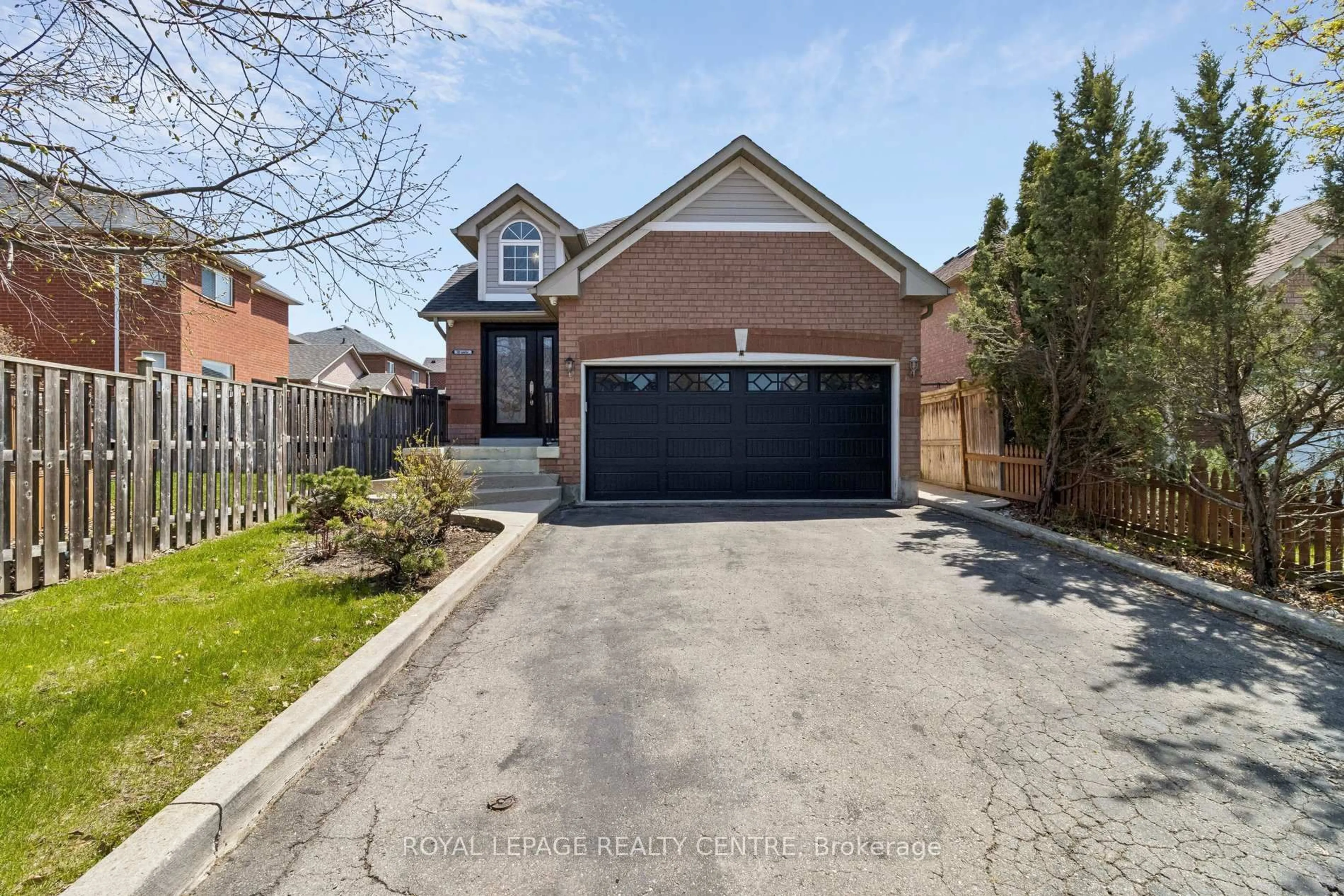 Home with brick exterior material, street for 50 Lawlor Crt, Brampton Ontario L7A 2J9