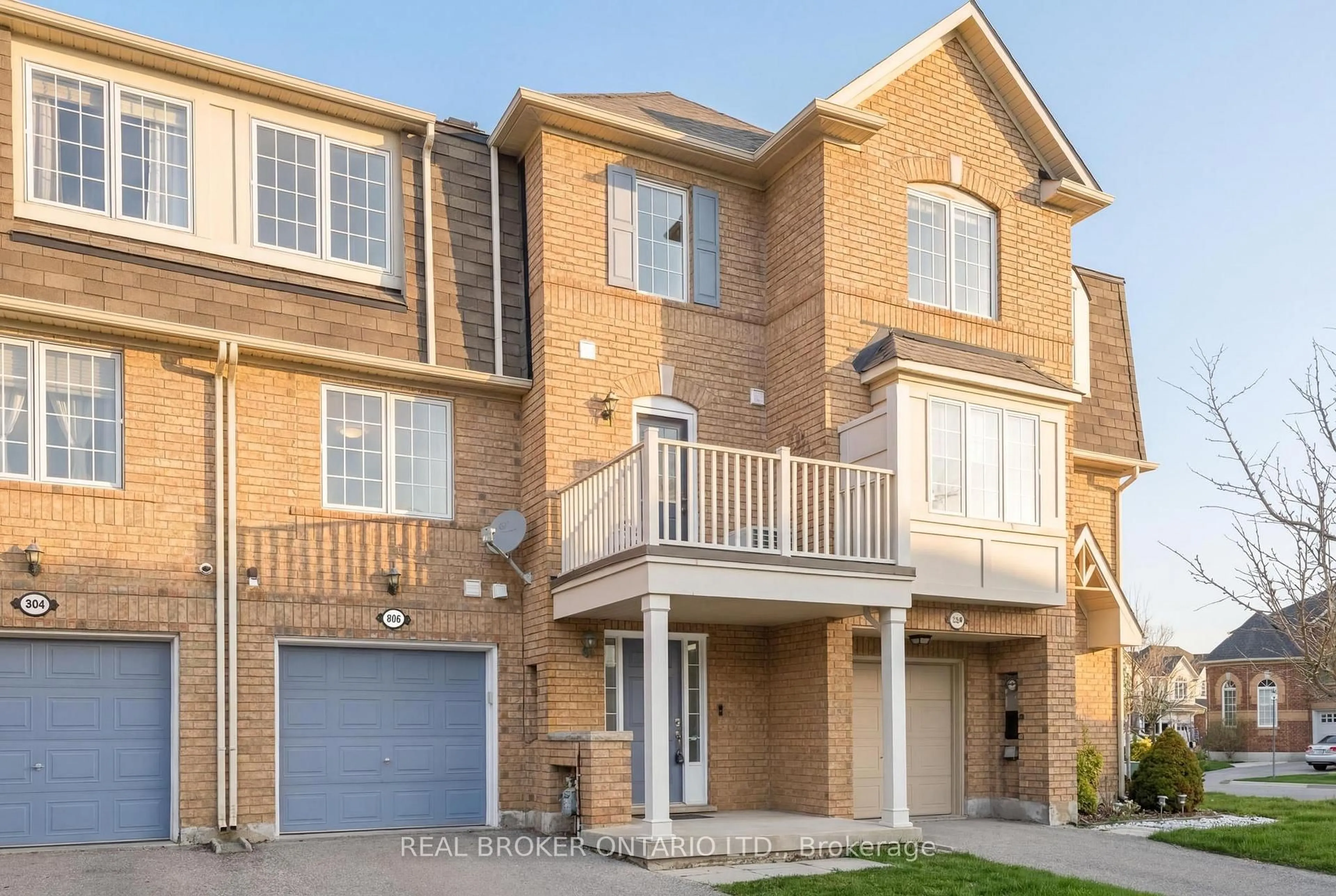 Home with brick exterior material, street for 806 Shortreed Cres, Milton Ontario L9T 0E9