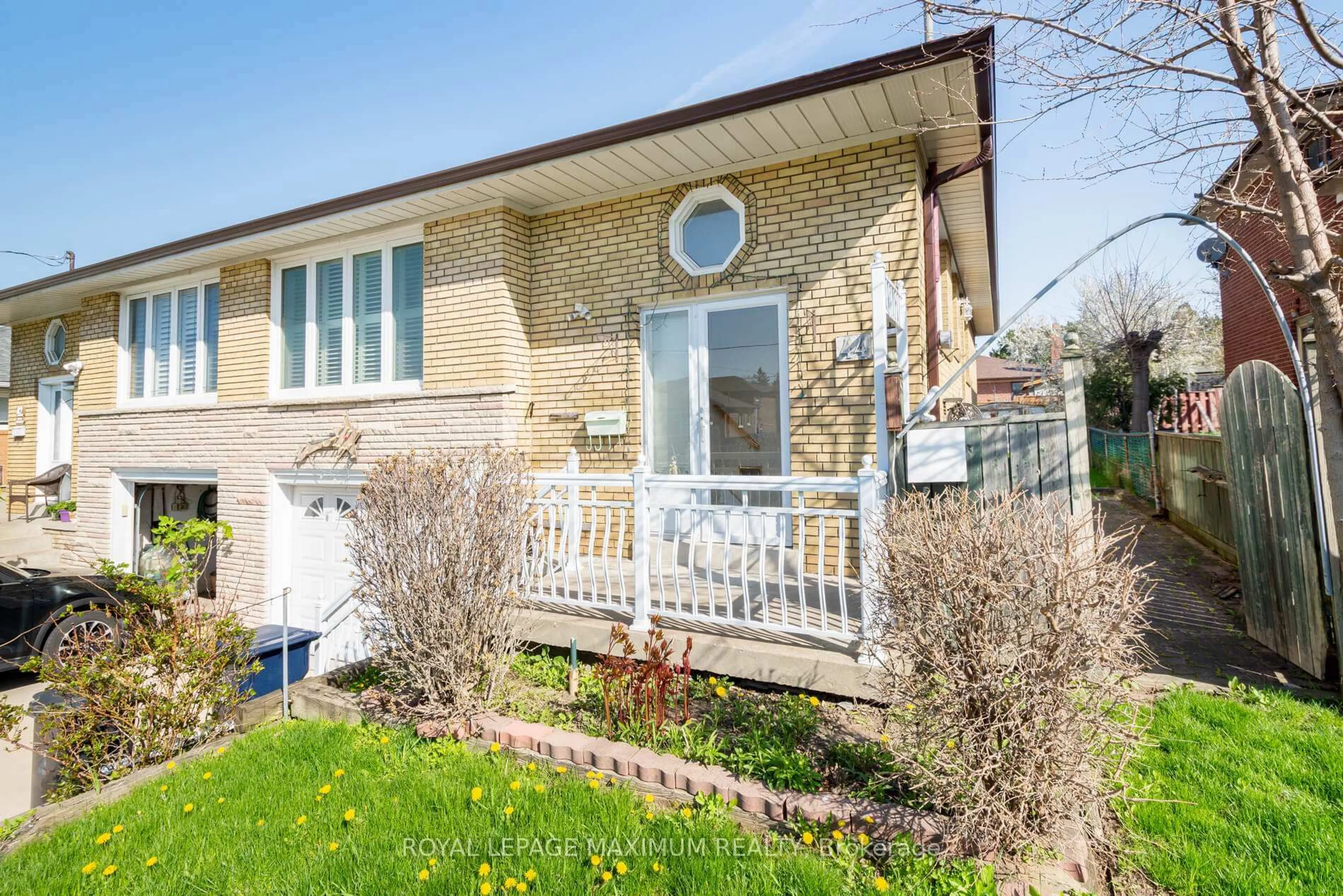 Home with brick exterior material, street for 44 Fallingdale Cres, Toronto Ontario M3J 1C5