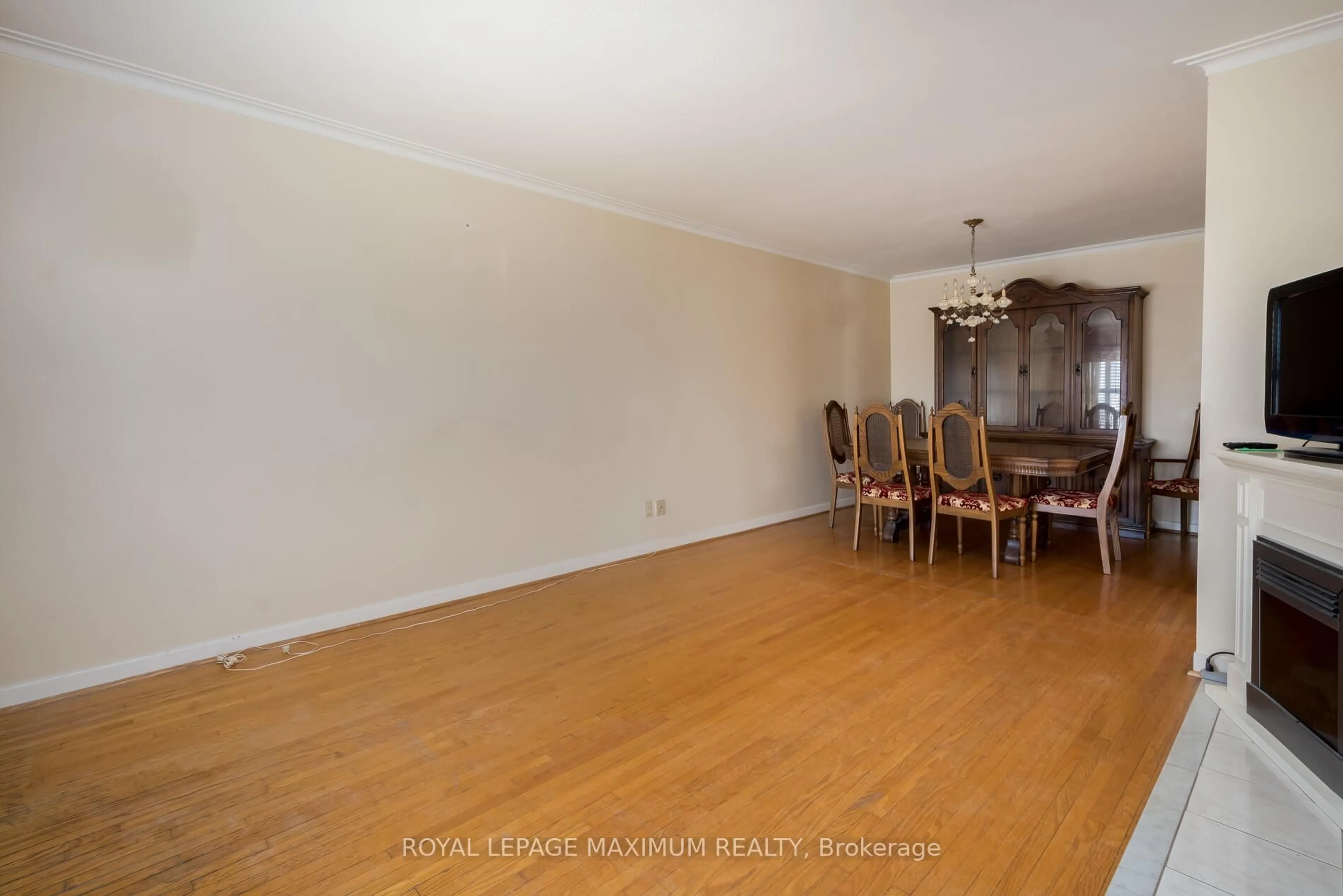 Dining room, unknown for 44 Fallingdale Cres, Toronto Ontario M3J 1C5